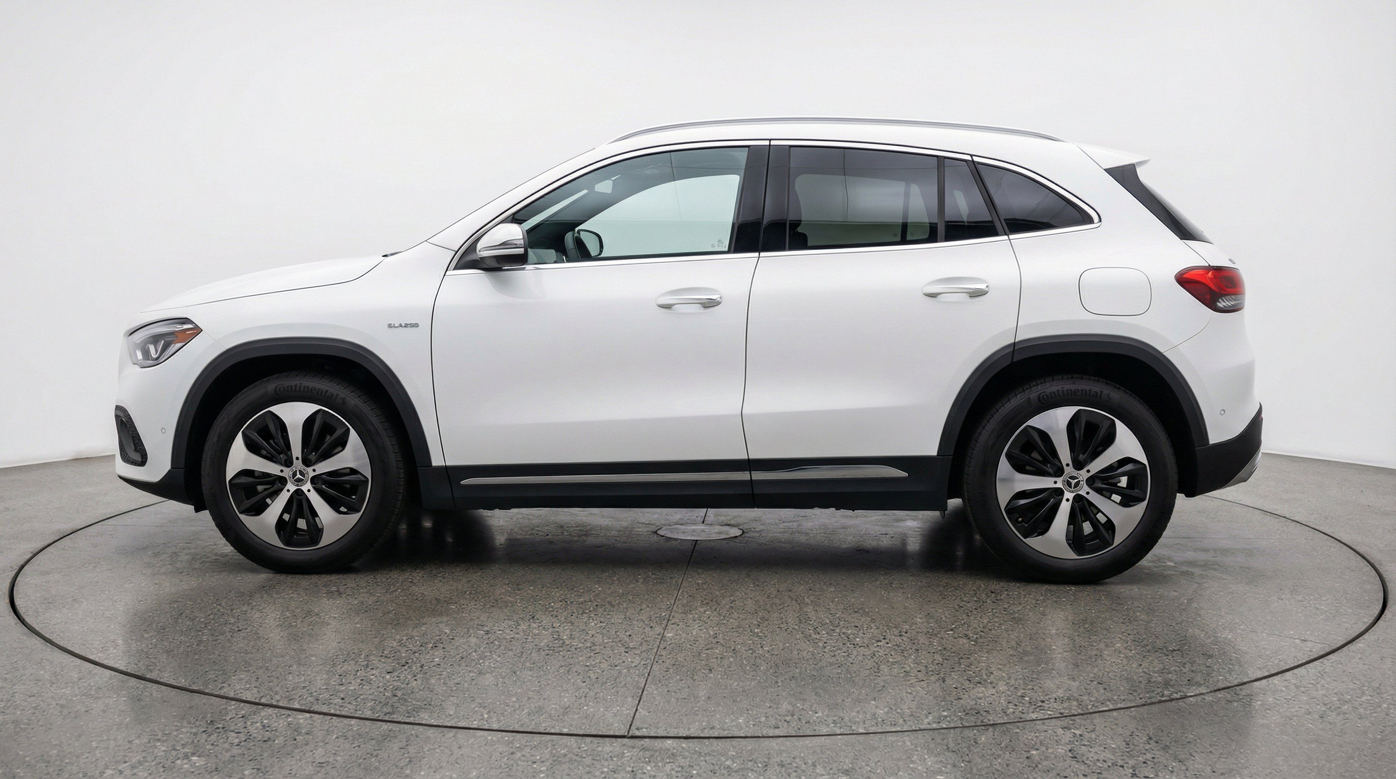Thumbnail: 2025 Mercedes-Benz GLA - 5