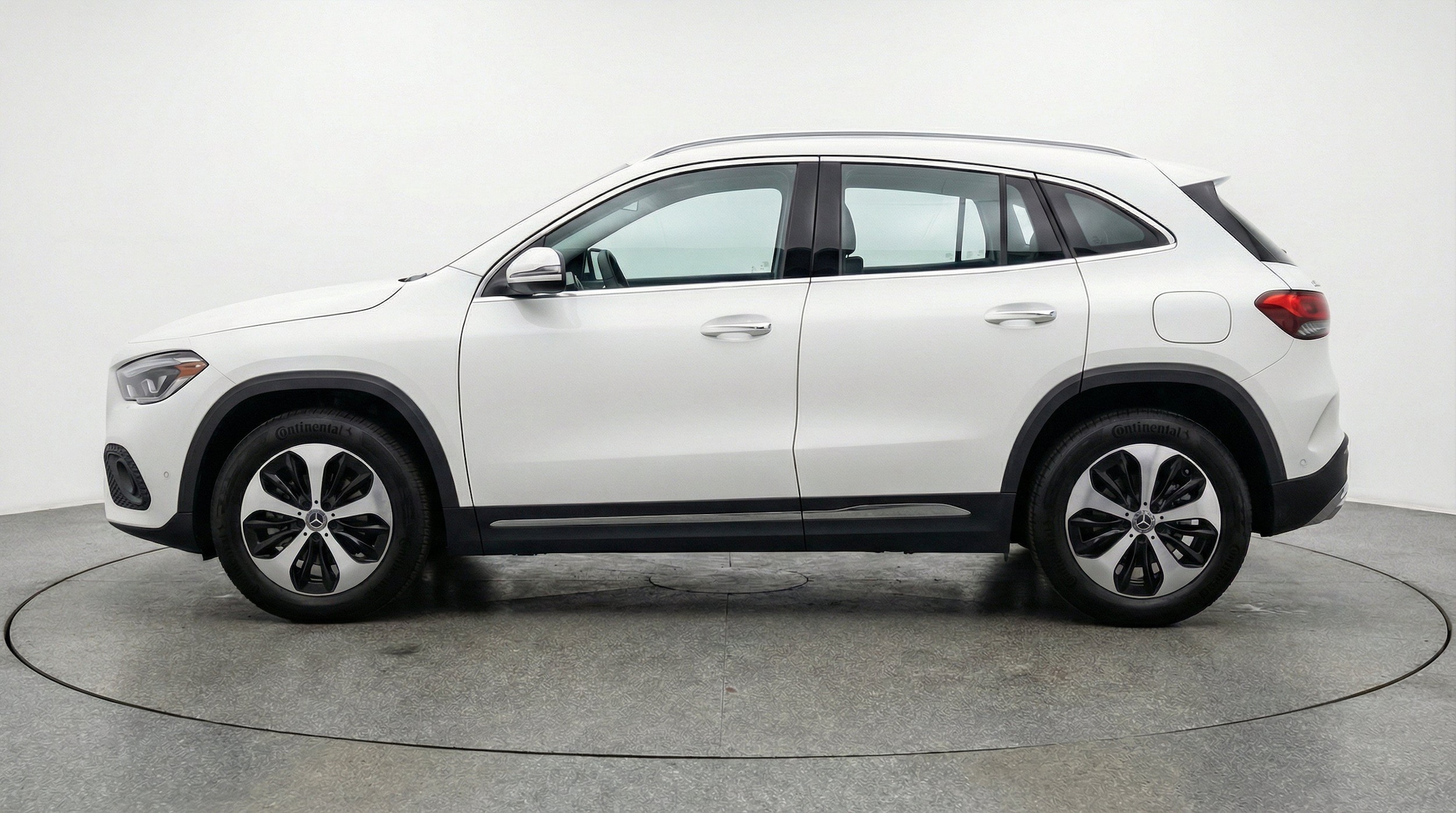 Thumbnail: 2025 Mercedes-Benz GLA - 5