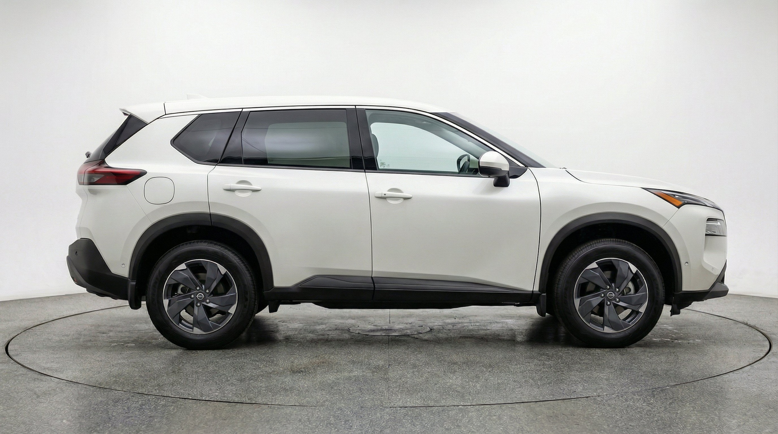 Thumbnail: 2025 Nissan Rogue - 10