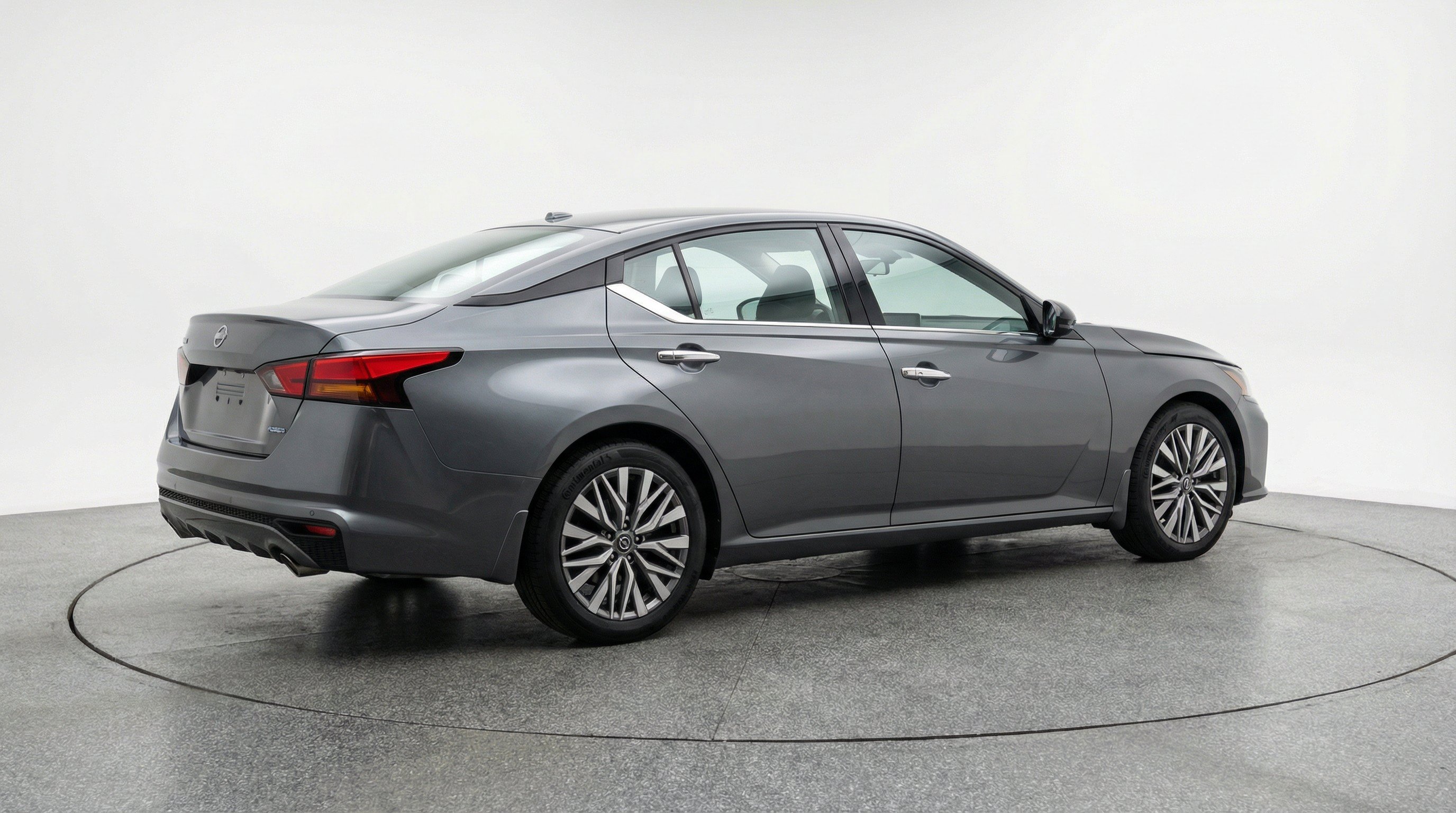 Thumbnail: 2025 Nissan Altima - 9
