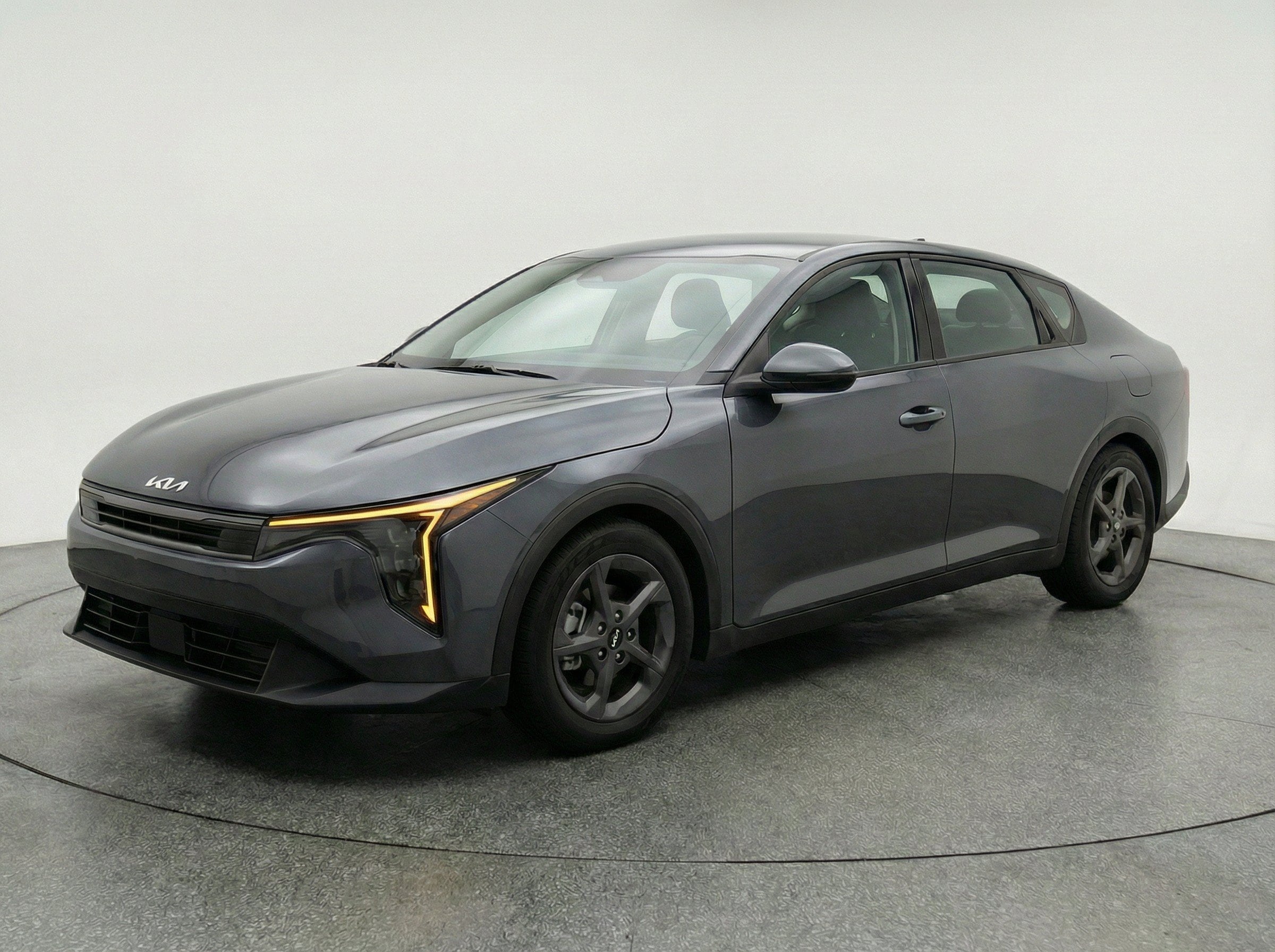 Thumbnail: 2025 Kia K4 - 3