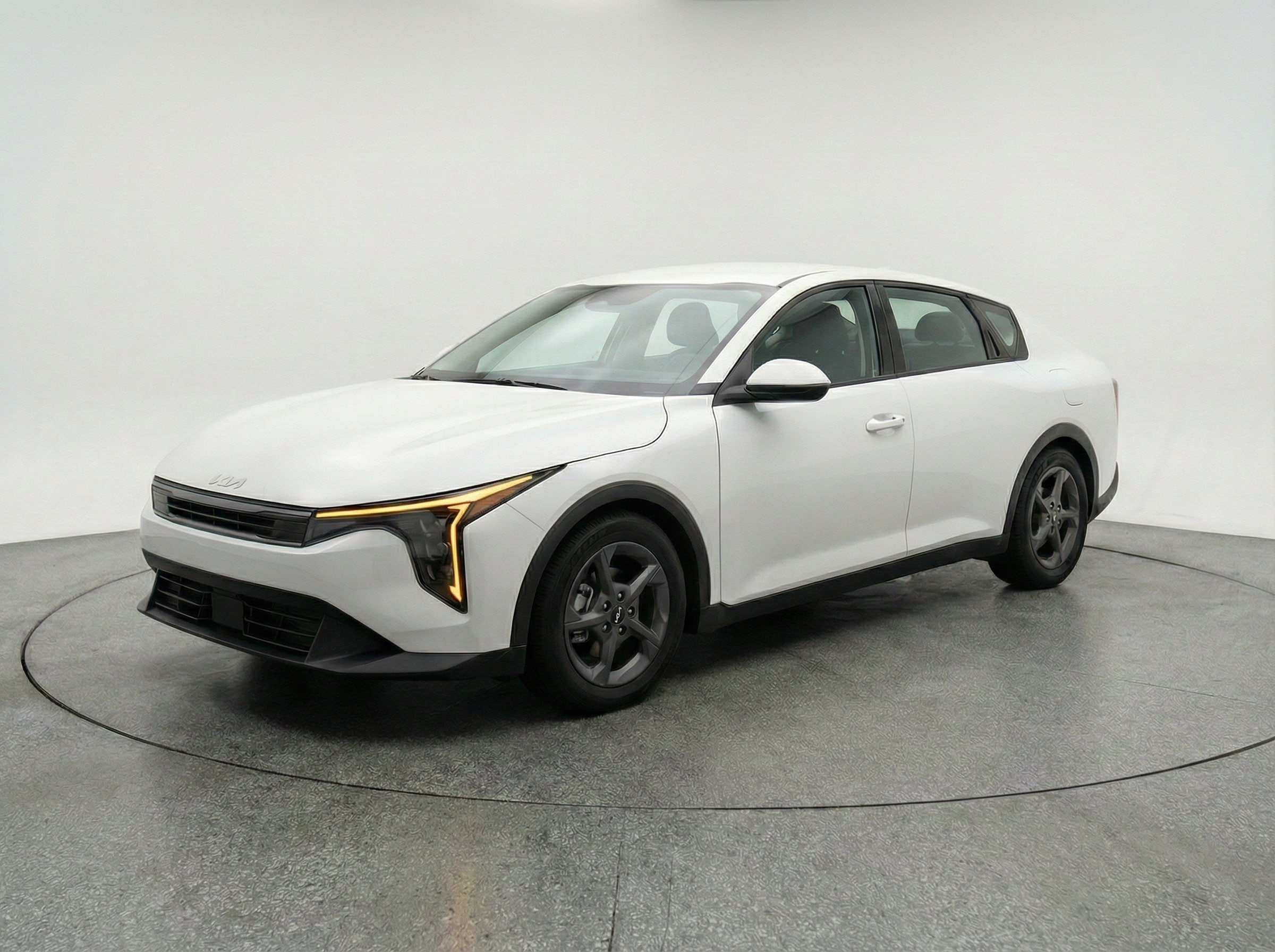 Thumbnail: 2025 Kia K4 - 3