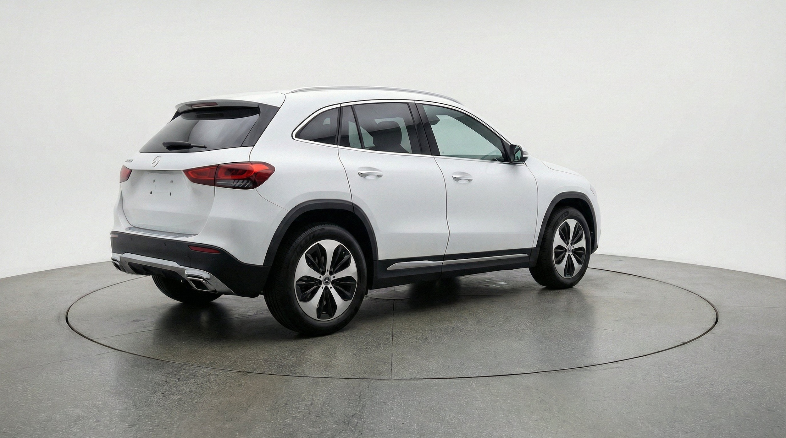 Thumbnail: 2025 Mercedes-Benz GLA - 9