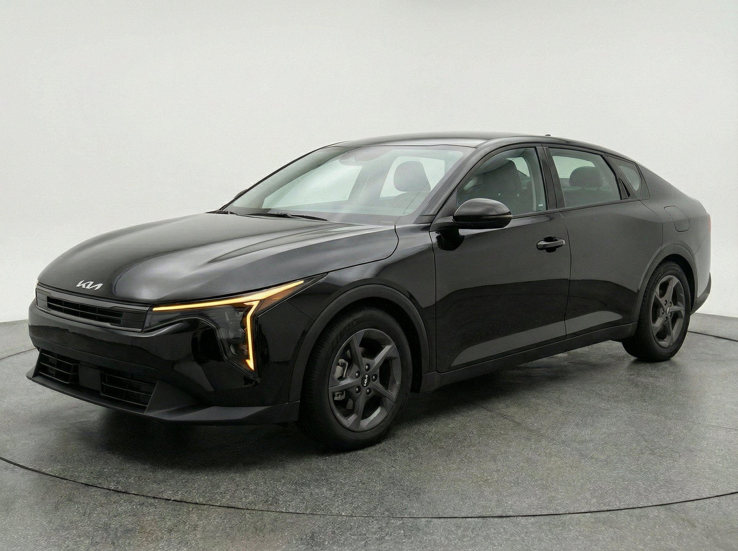 Thumbnail: 2025 Kia K4 - 3