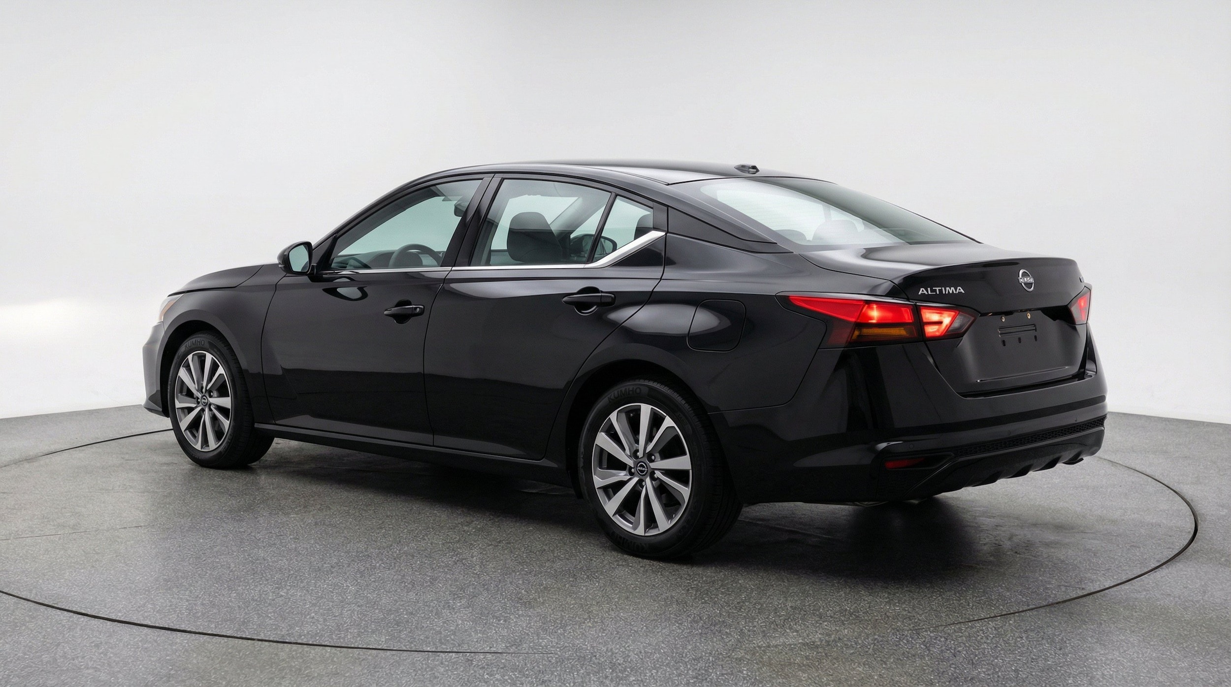 Thumbnail: 2025 Nissan Altima - 6