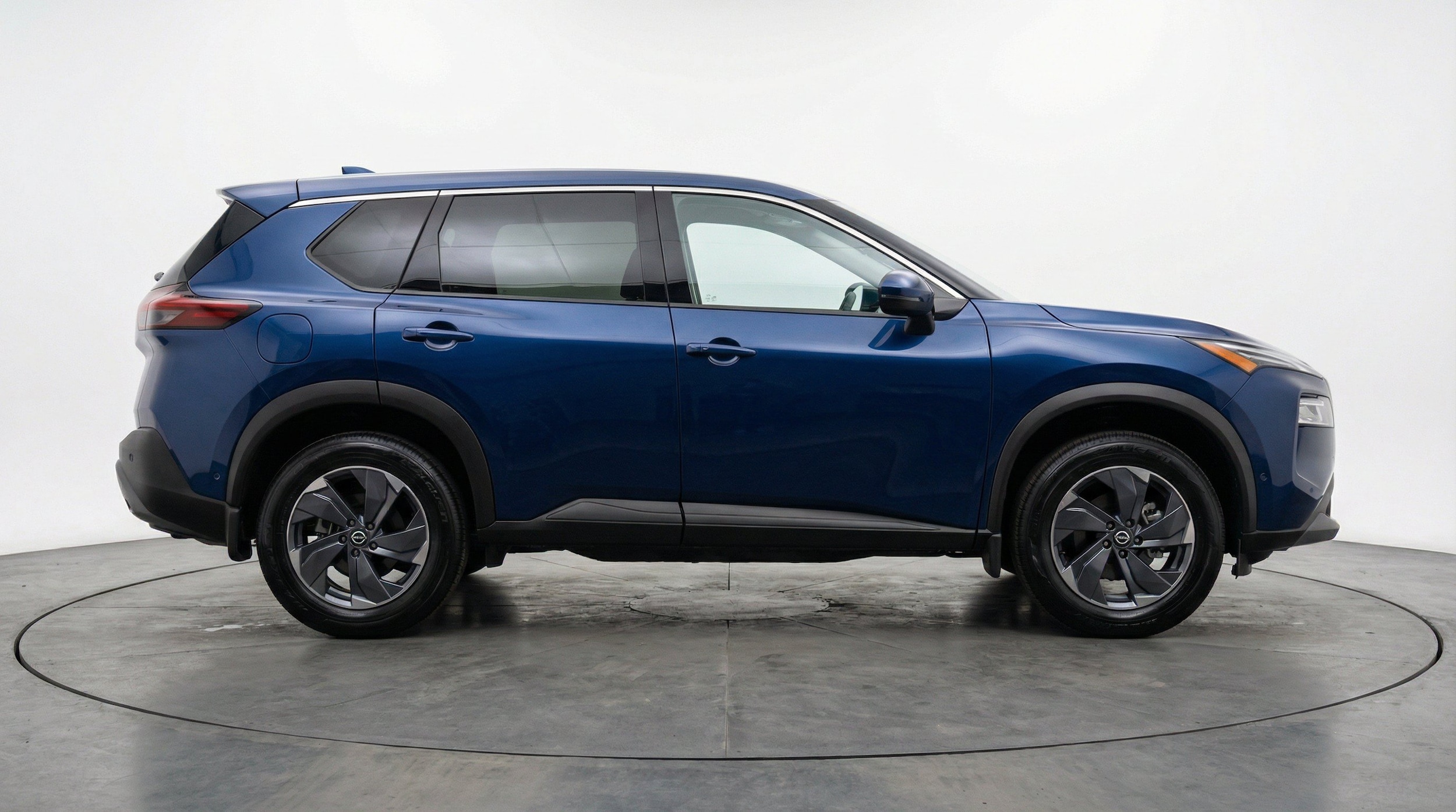 Thumbnail: 2025 Nissan Rogue - 10