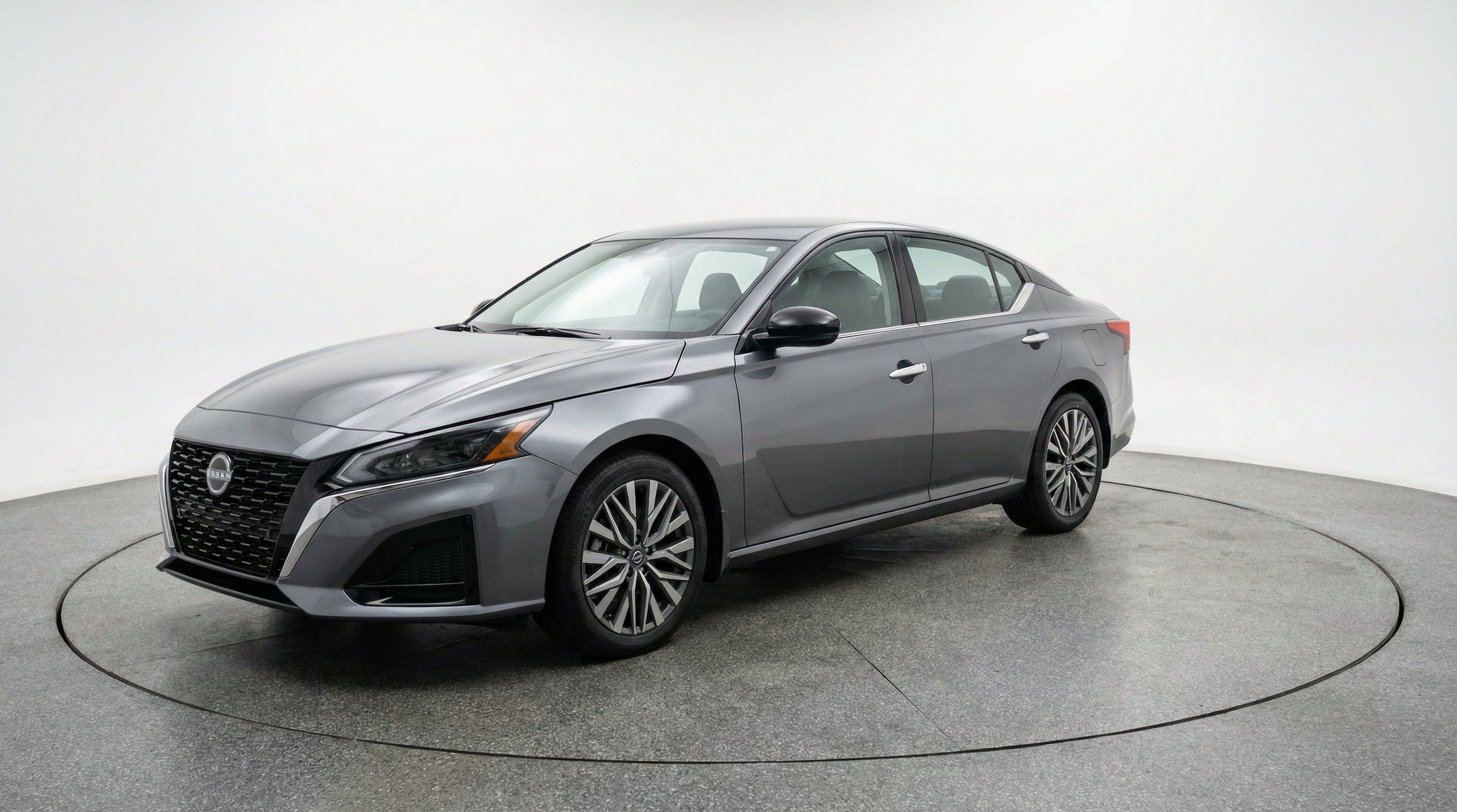 Thumbnail: 2025 Nissan Altima - 3