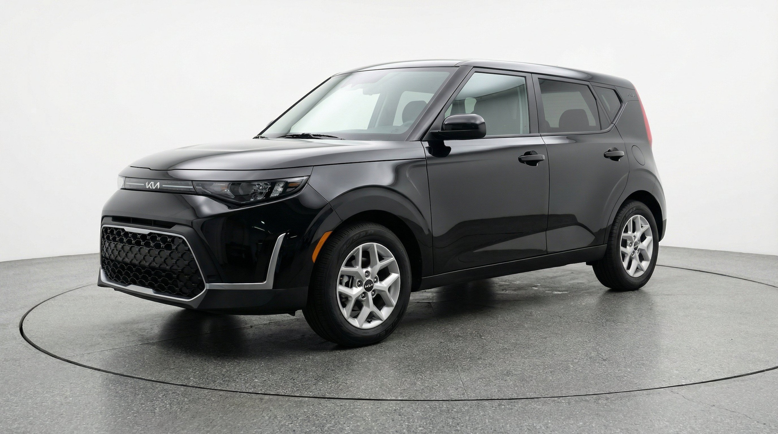 Thumbnail: 2025 Kia Soul - 3
