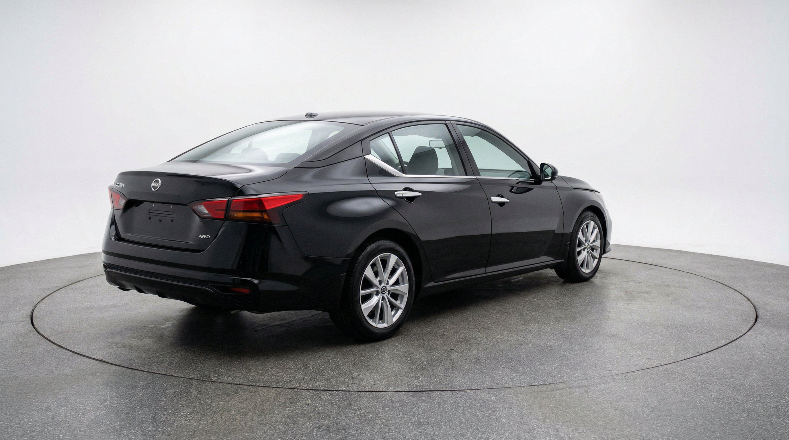 Thumbnail: 2025 Nissan Altima - 9
