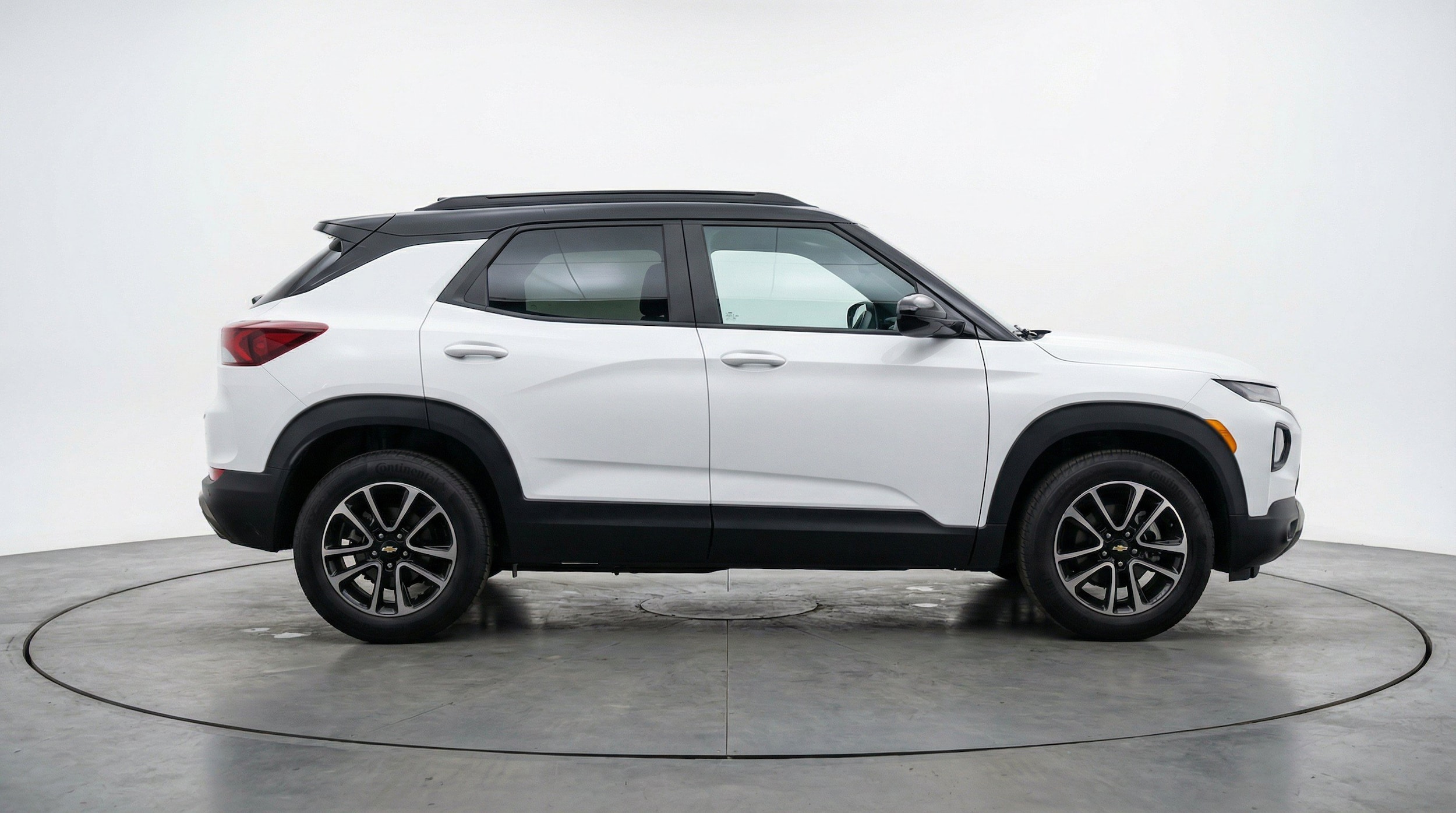 Thumbnail: 2025 Chevrolet TrailBlazer - 10