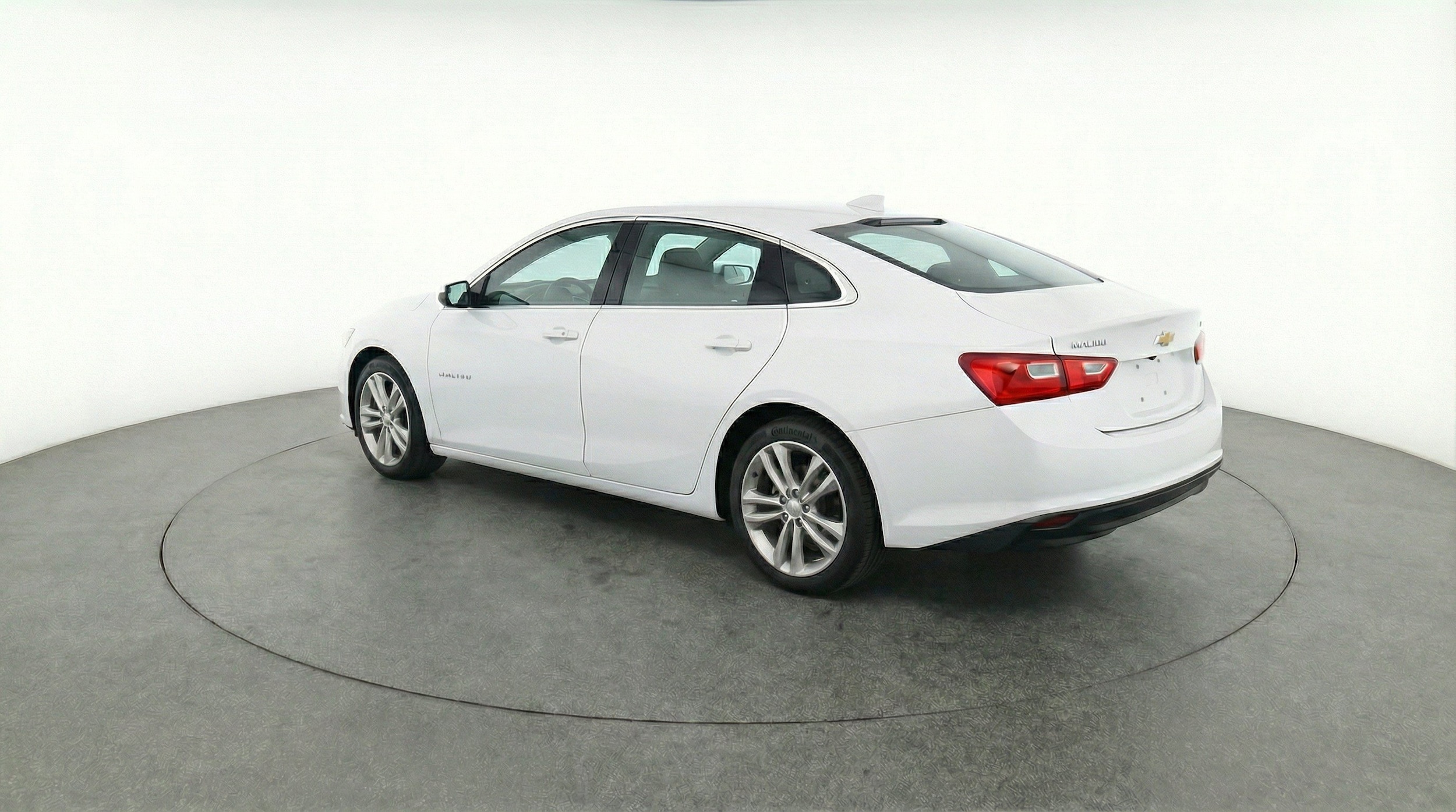Thumbnail: 2024 Chevrolet Malibu - 6