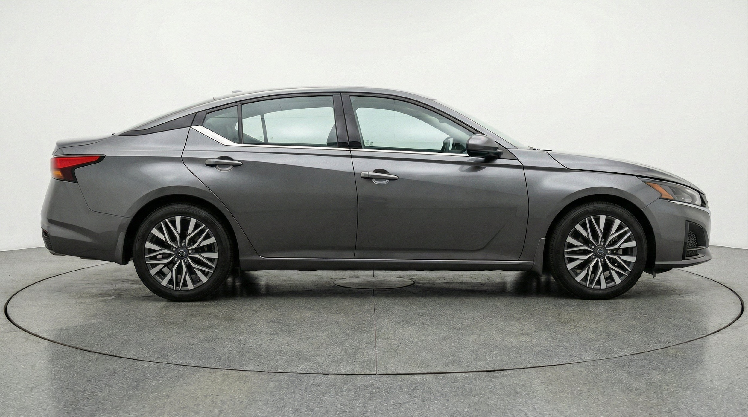 Thumbnail: 2025 Nissan Altima - 10