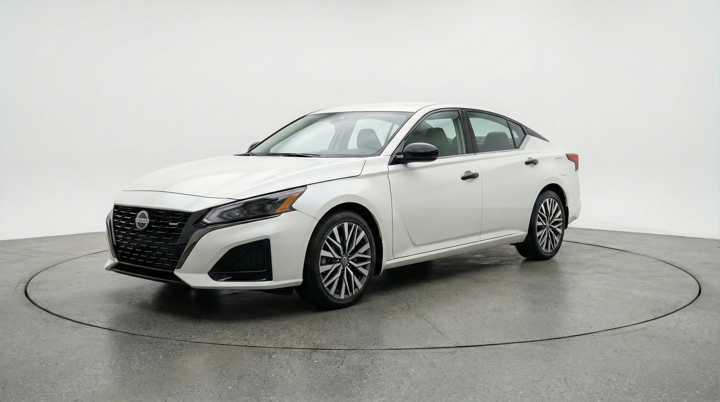 Thumbnail: 2025 Nissan Altima - 3