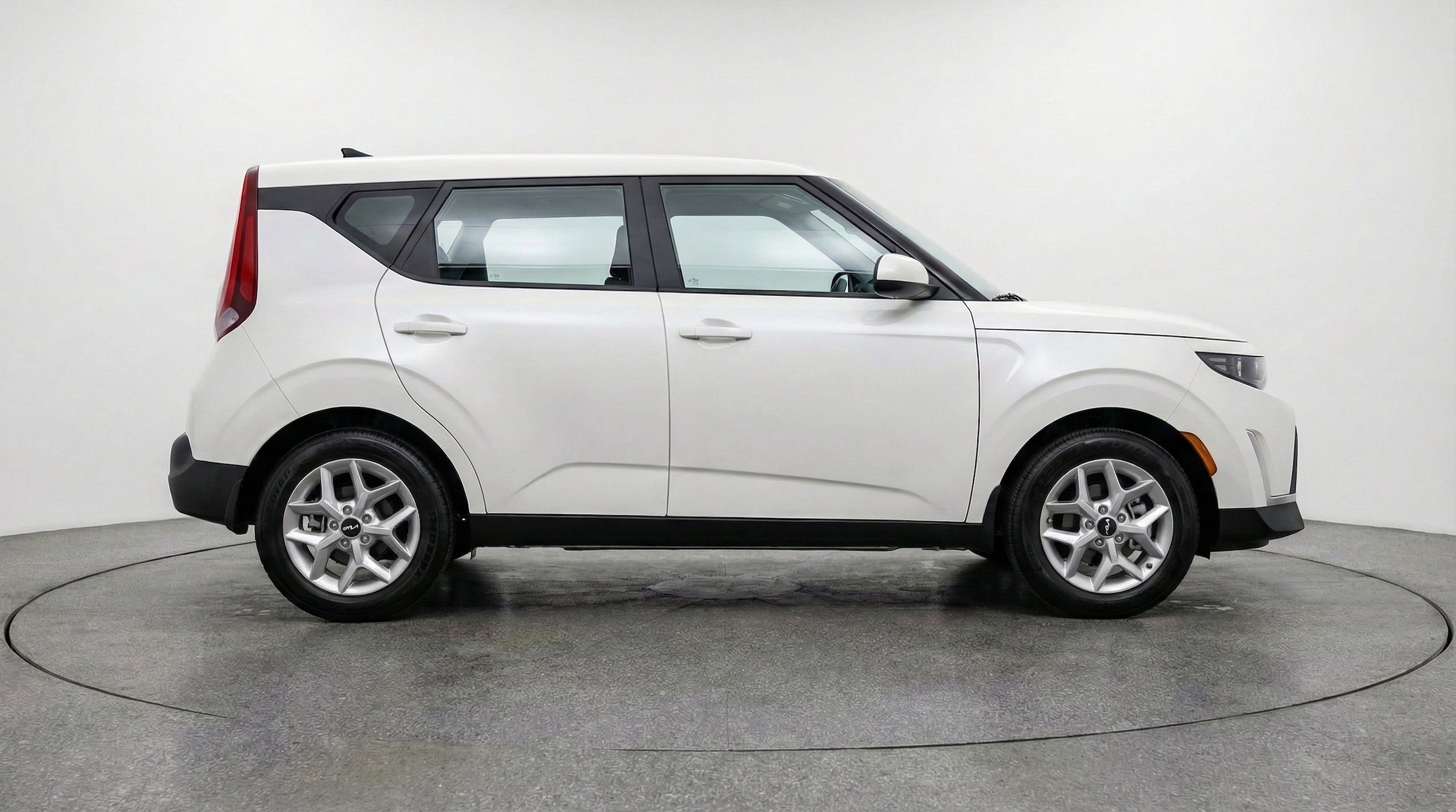 Thumbnail: 2025 Kia Soul - 10