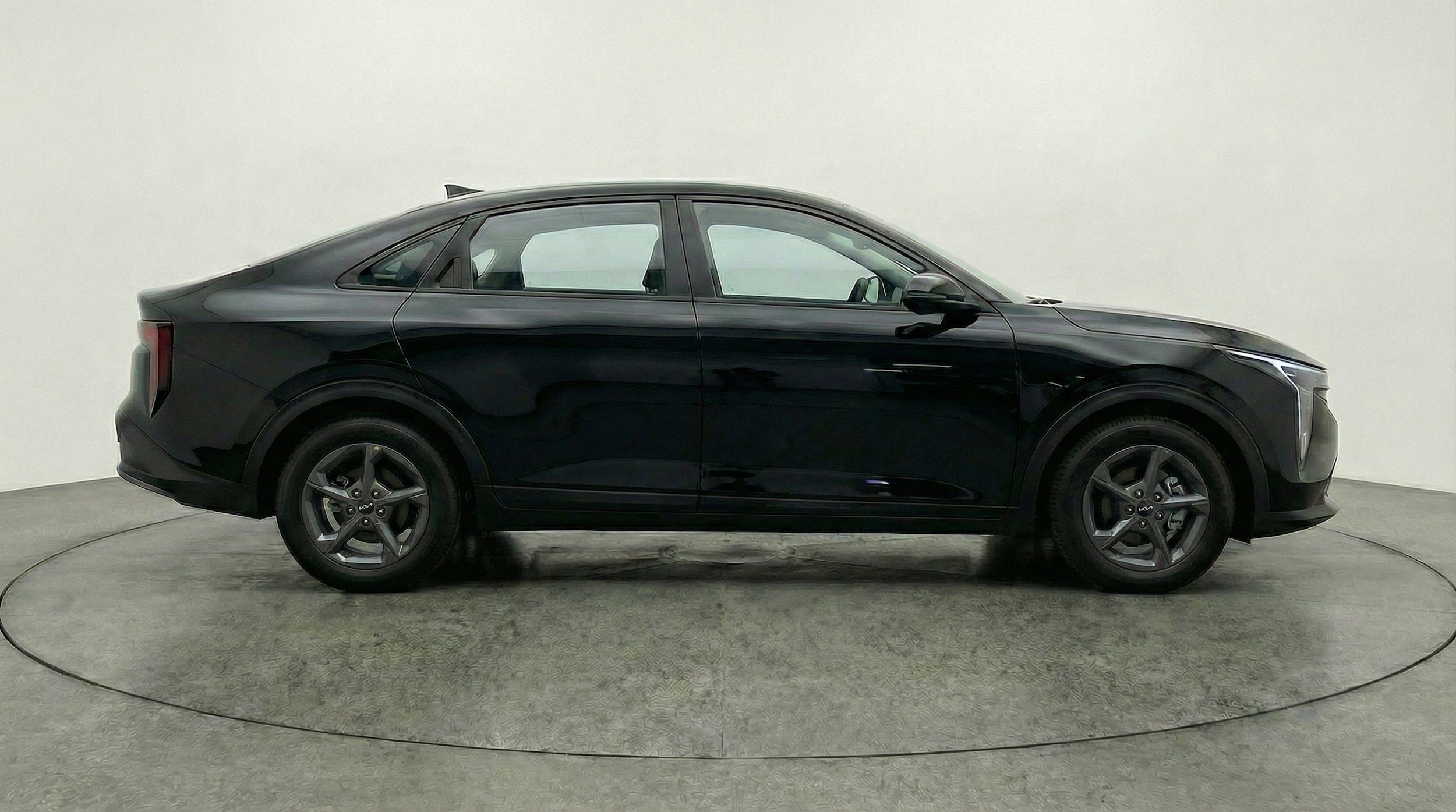 Thumbnail: 2025 Kia K4 - 10