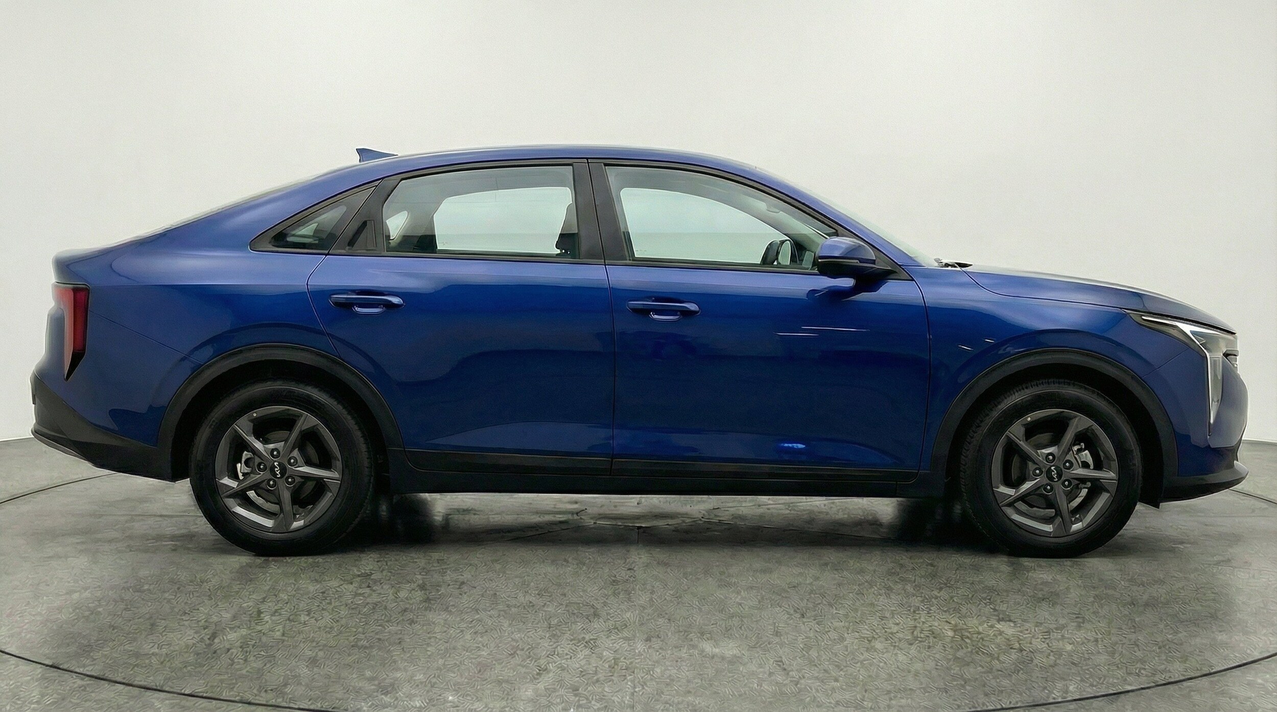 Thumbnail: 2025 Kia K4 - 10