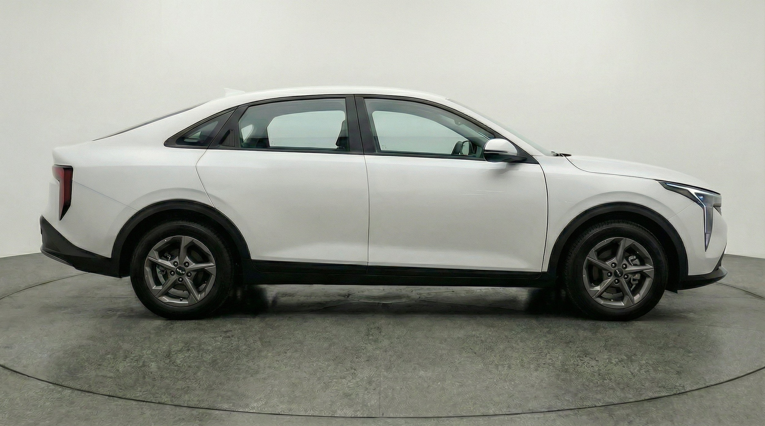 Thumbnail: 2025 Kia K4 - 10