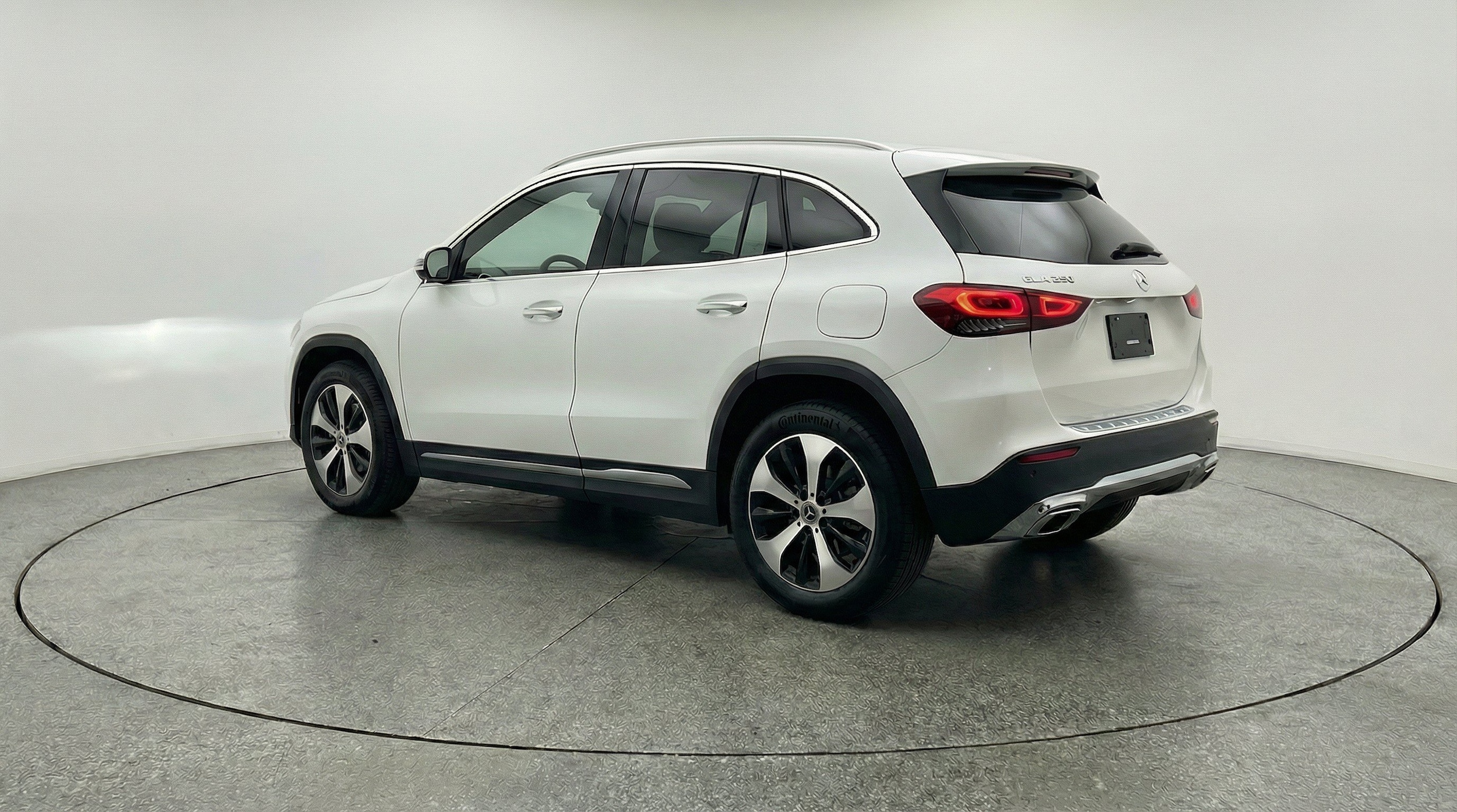 Thumbnail: 2025 Mercedes-Benz GLA - 6