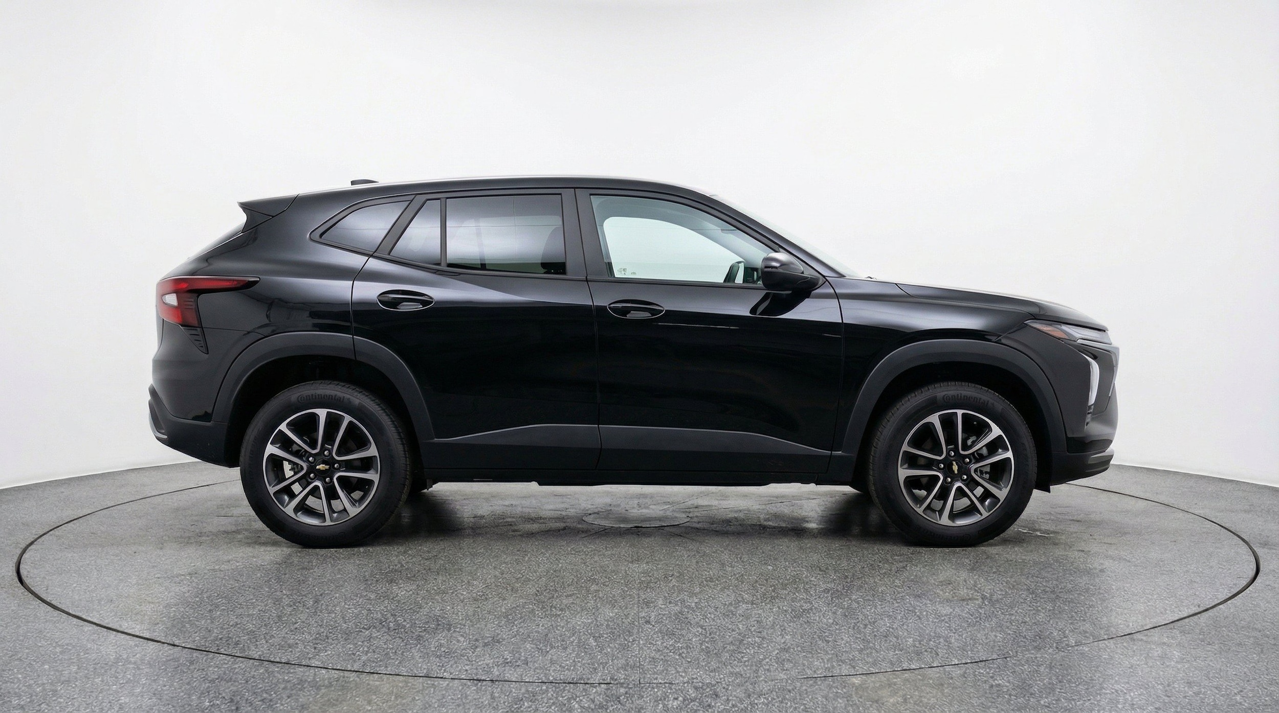 Thumbnail: 2025 Chevrolet TrailBlazer - 10