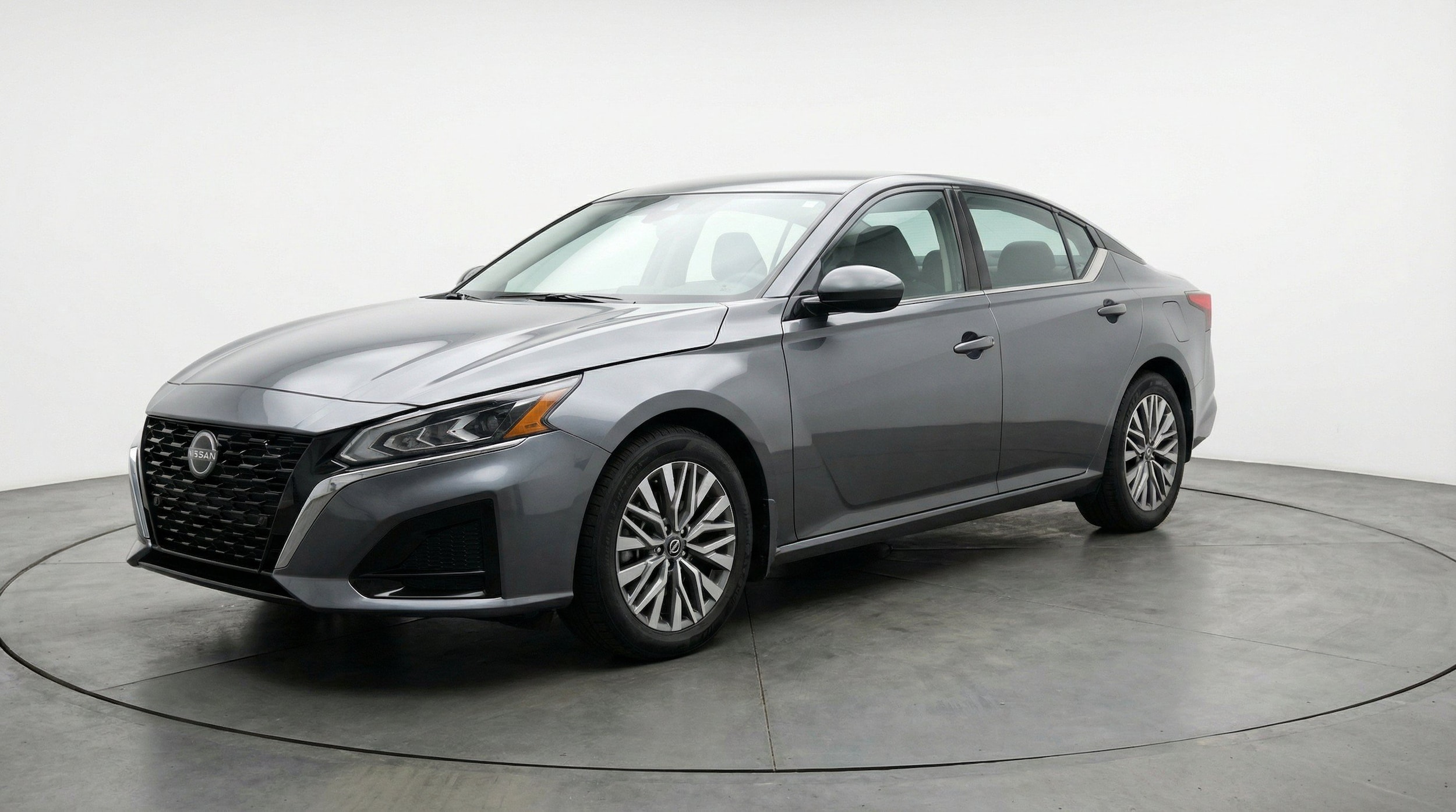 Thumbnail: 2025 Nissan Altima - 3