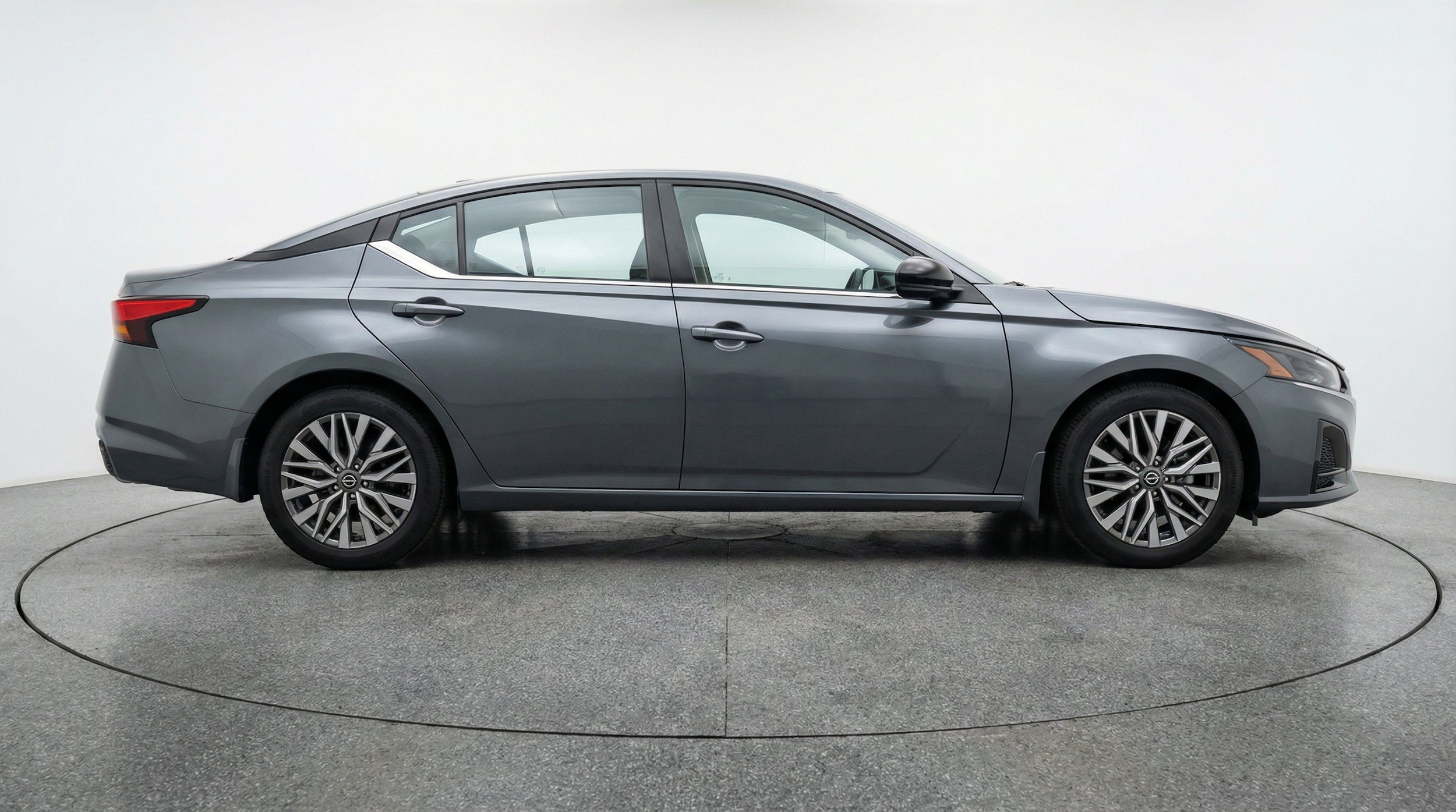 Thumbnail: 2025 Nissan Altima - 10
