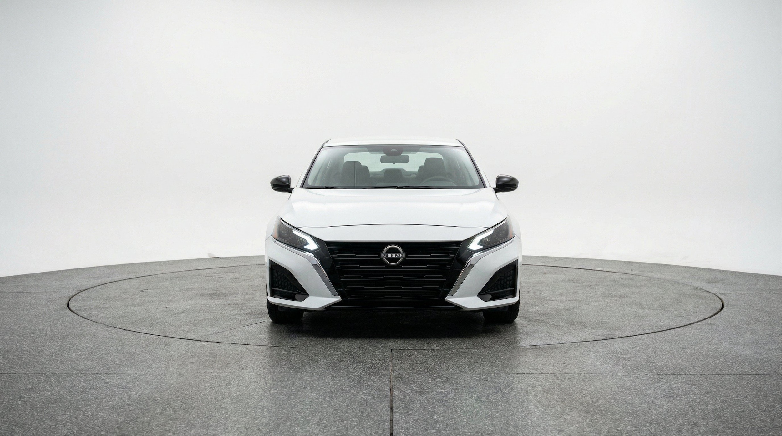 Thumbnail: 2025 Nissan Altima - 2