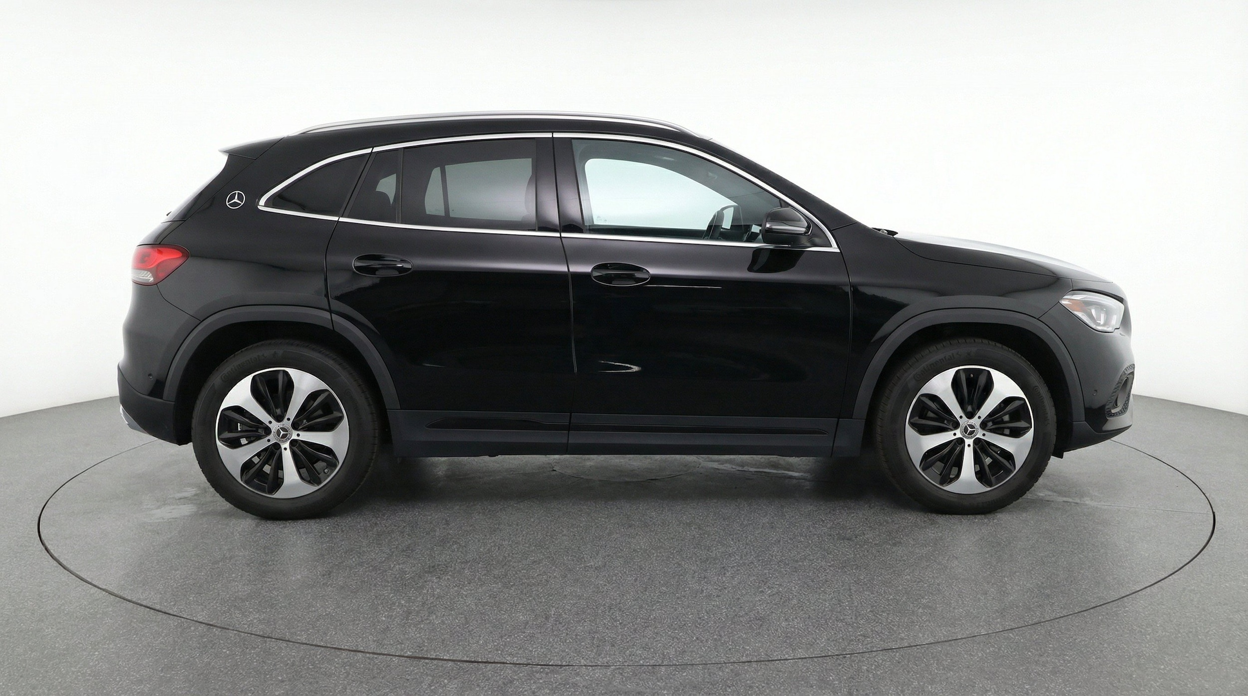 Thumbnail: 2025 Mercedes-Benz GLA - 10