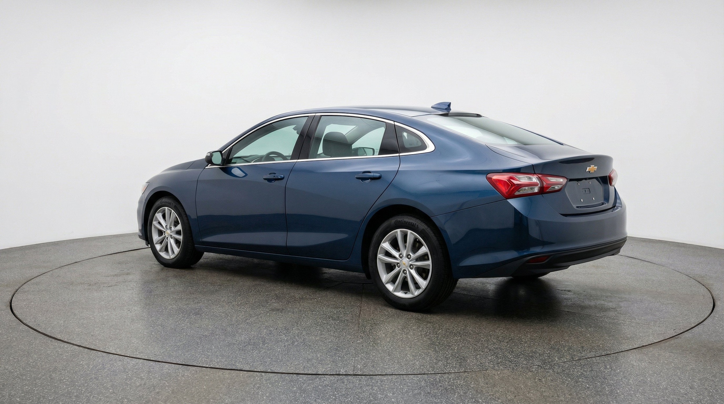 Thumbnail: 2024 Chevrolet Malibu - 6