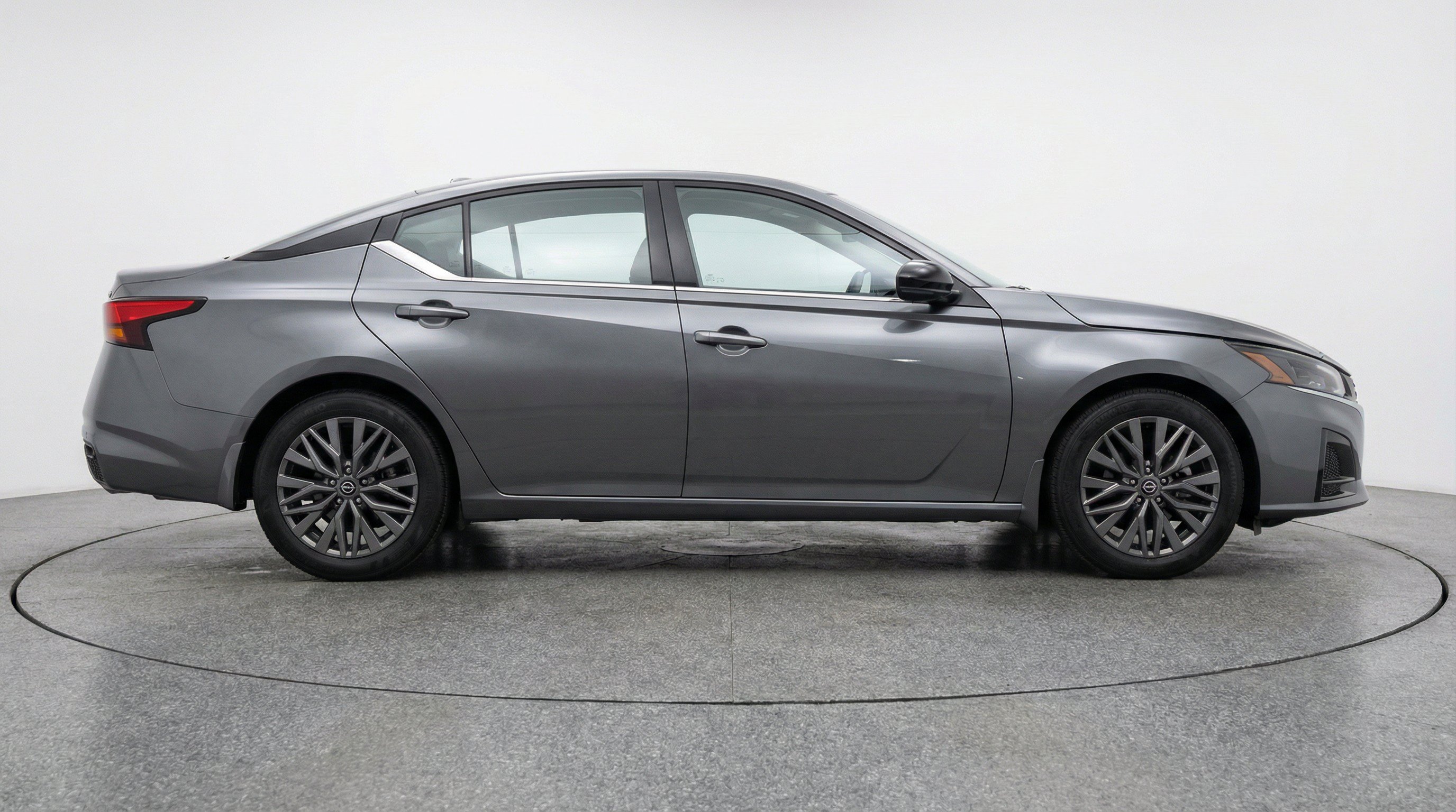 Thumbnail: 2025 Nissan Altima - 10