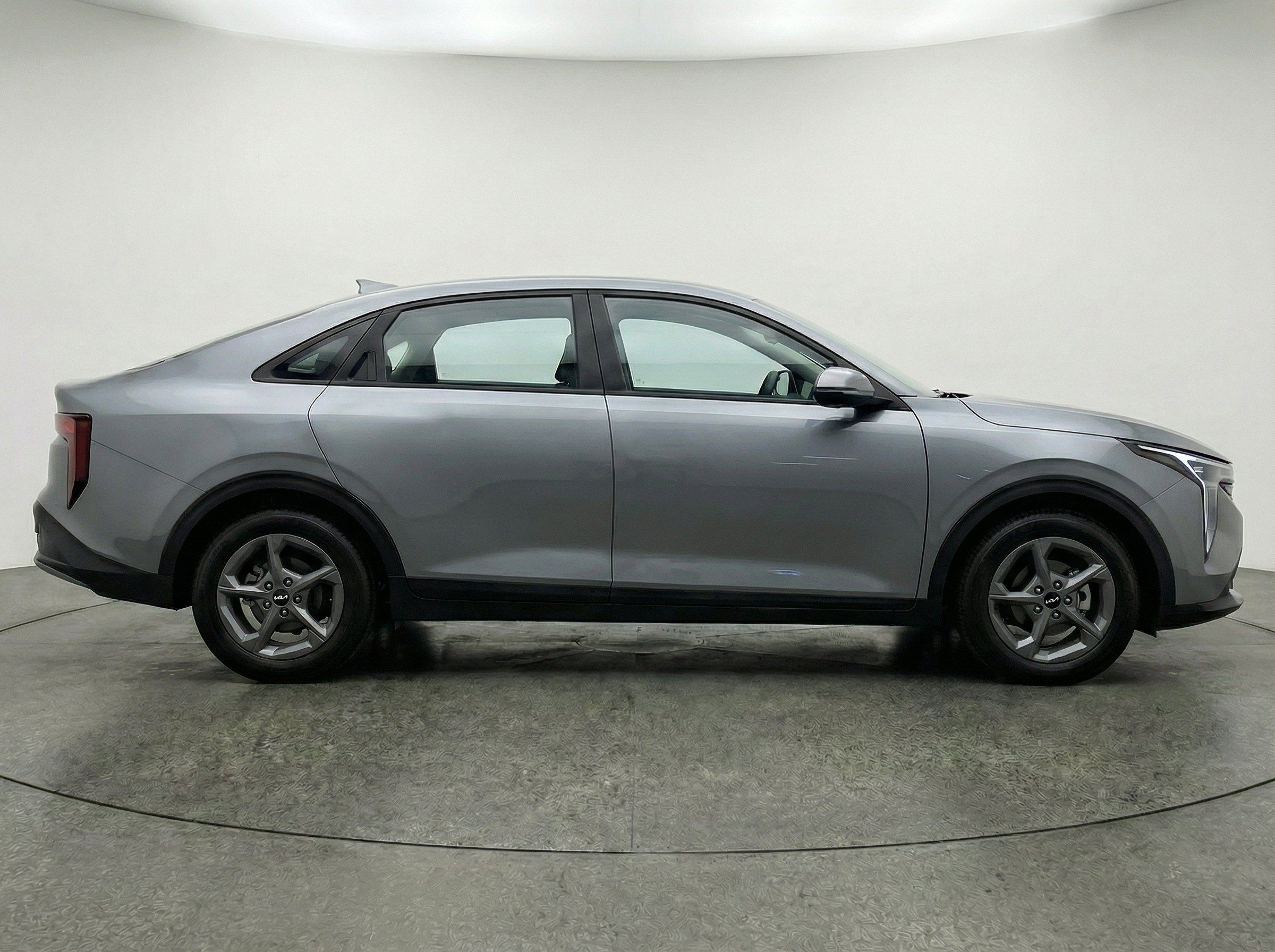 Thumbnail: 2025 Kia K4 - 10