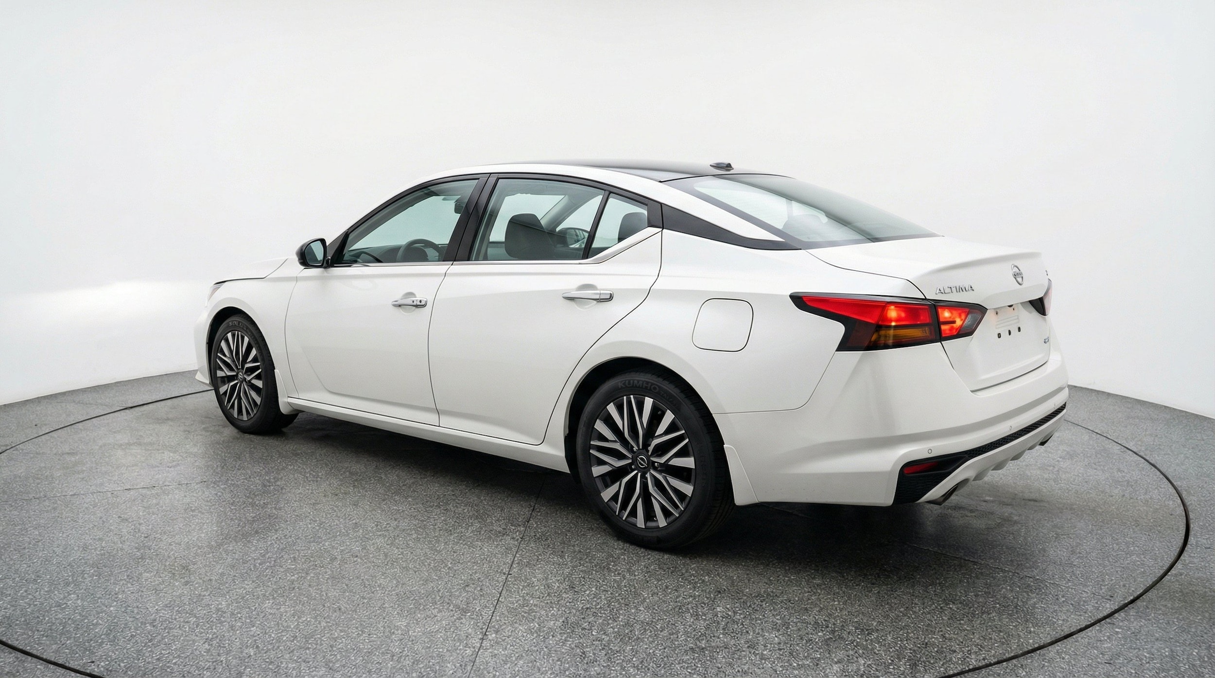 Thumbnail: 2025 Nissan Altima - 6