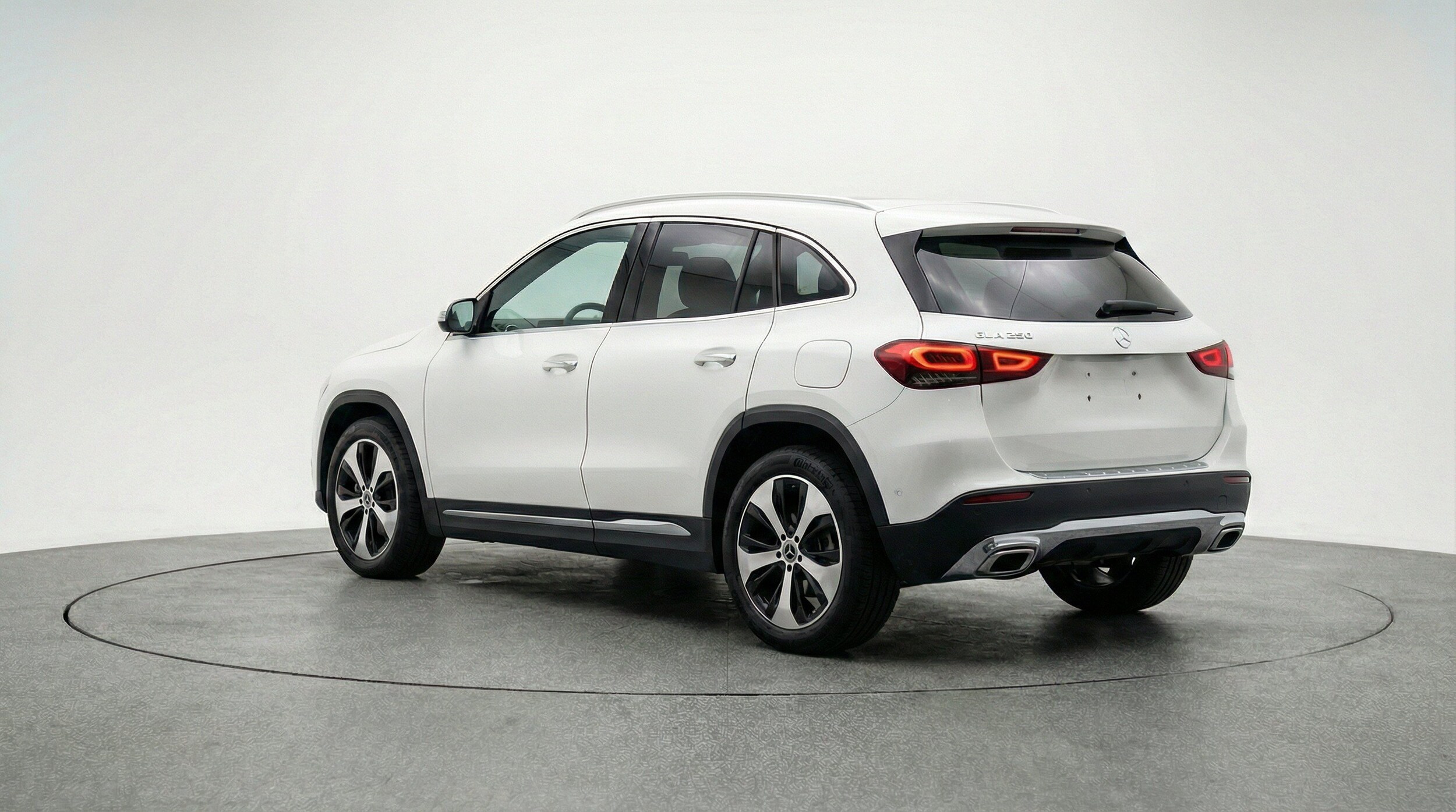 Thumbnail: 2025 Mercedes-Benz GLA - 6