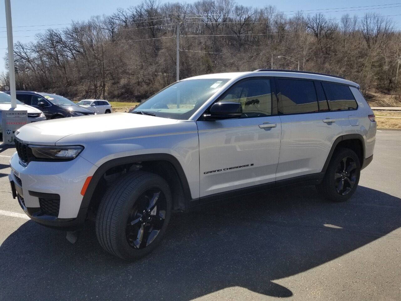 Used 2022 Jeep Grand Cherokee L Altitude 4x4 4dr SUV SUV