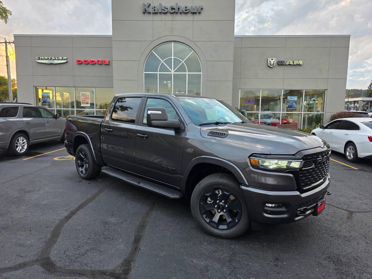 New 2027 Ram 1500 BIG HORN CREW CAB 4X4 5'7 BOX Pickup