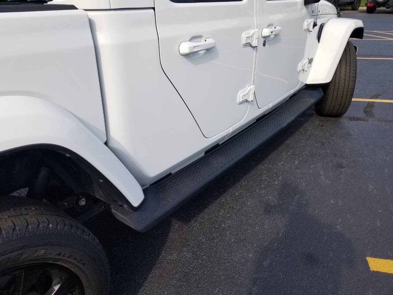 2021 Jeep Gladiator High Altitude - Photo 12