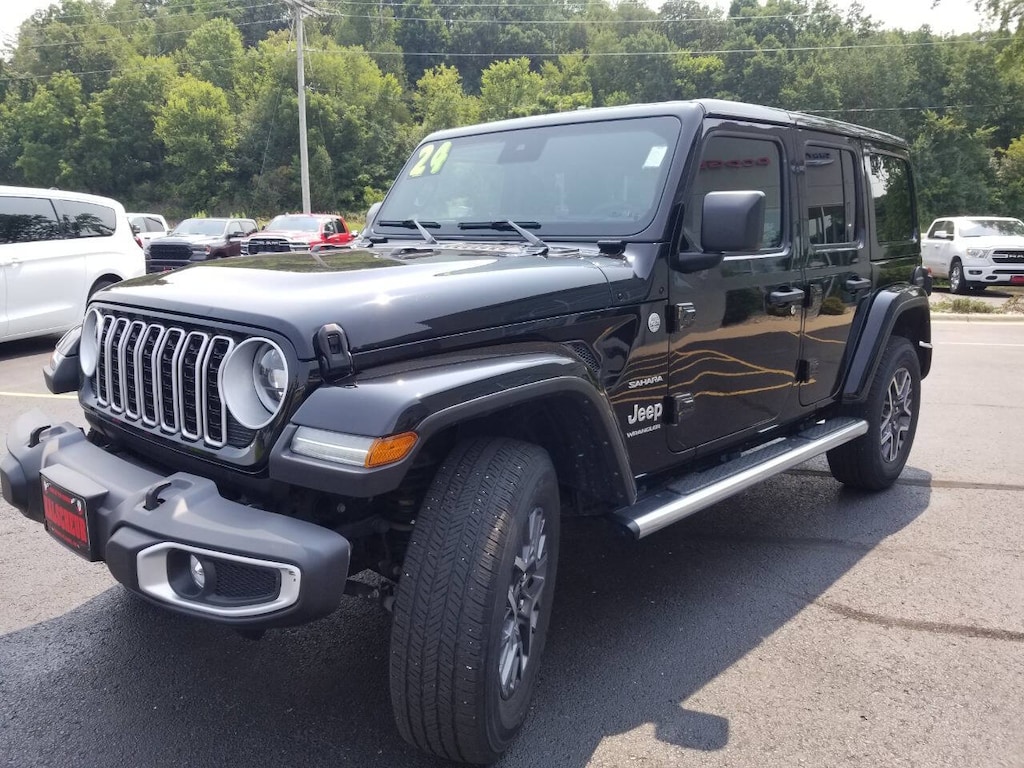 Used 2024 Jeep Wrangler Sahara 4x4 4dr SUV SUV