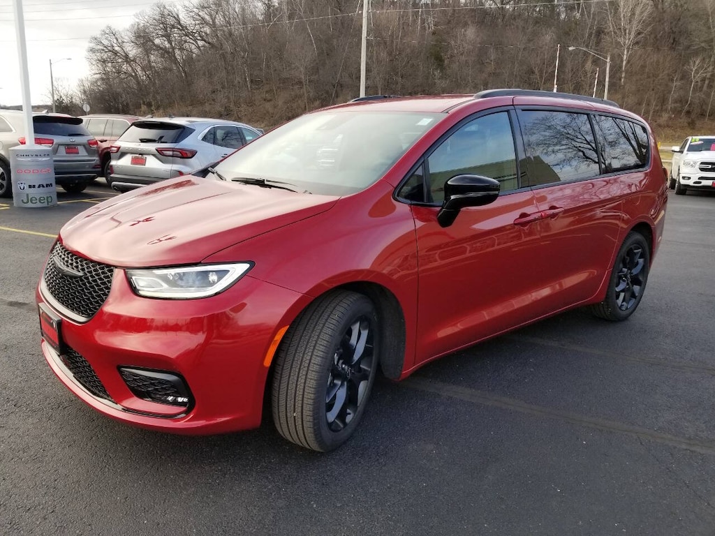 New 2026 Chrysler Pacifica SELECT Passenger Van