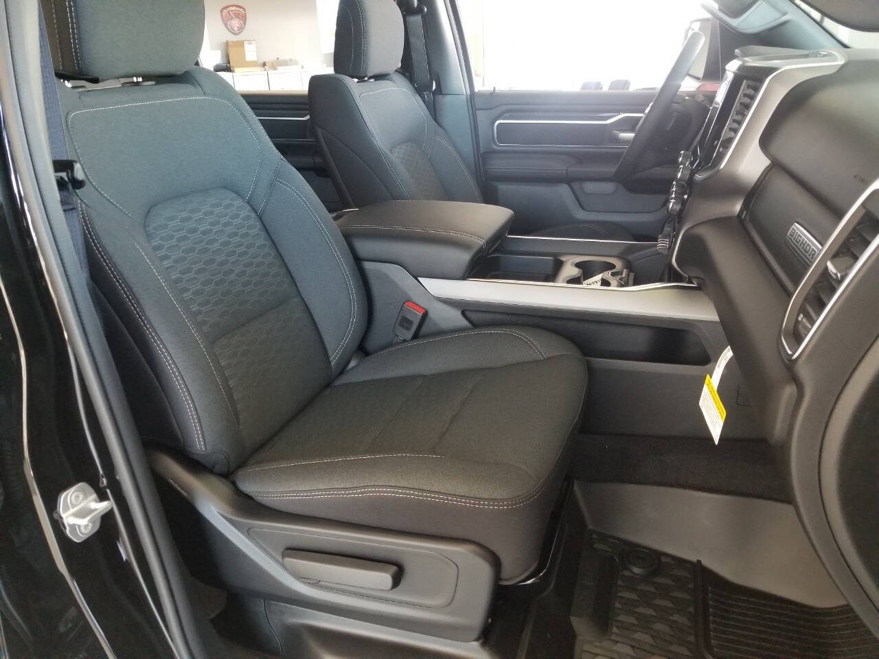 2026 RAM 1500 Big Horn/Lone Star - Photo 17