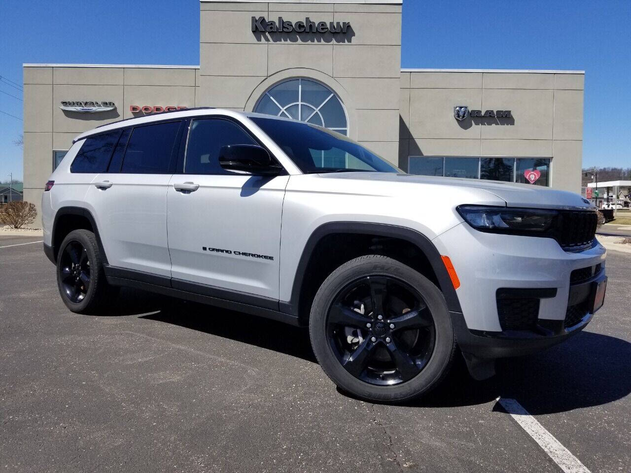 Used 2022 Jeep Grand Cherokee L Altitude 4x4 4dr SUV SUV