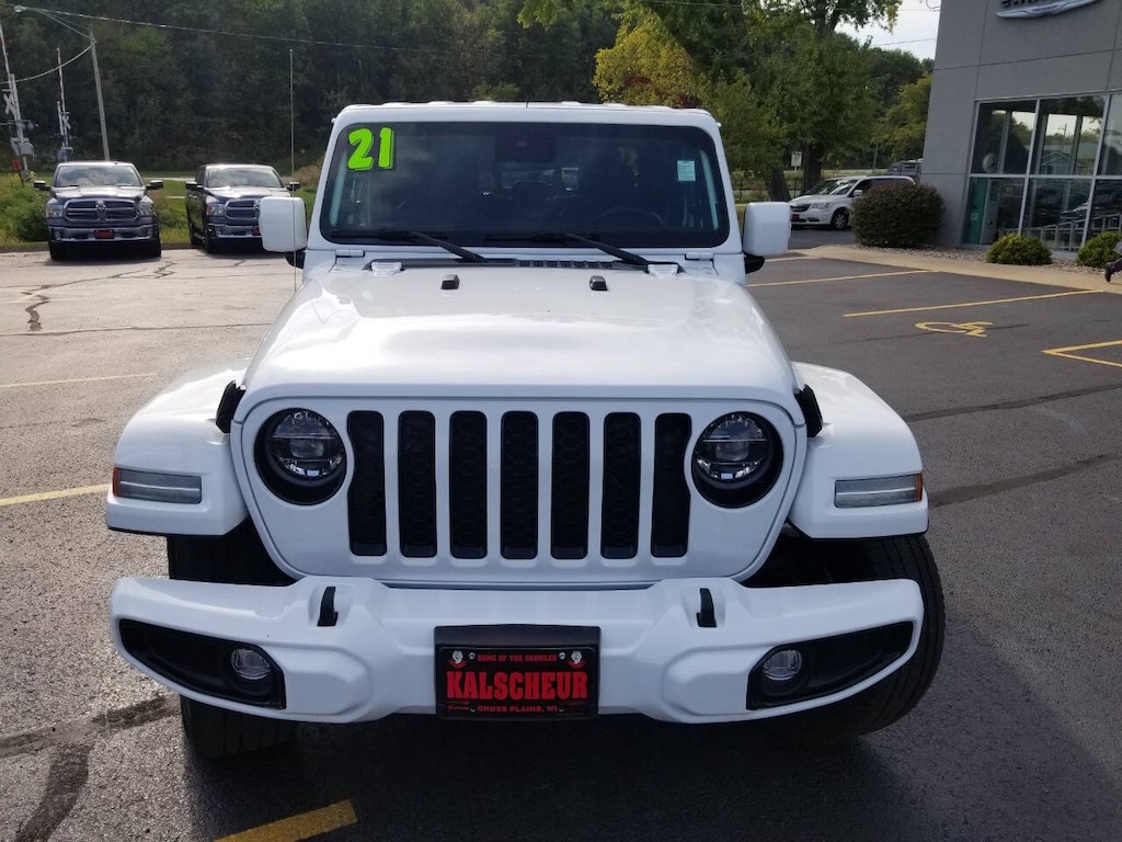 Used 2021 Jeep Gladiator High Altitude 4x4 4dr Crew Cab 5.0 ft. SB Pickup Truck