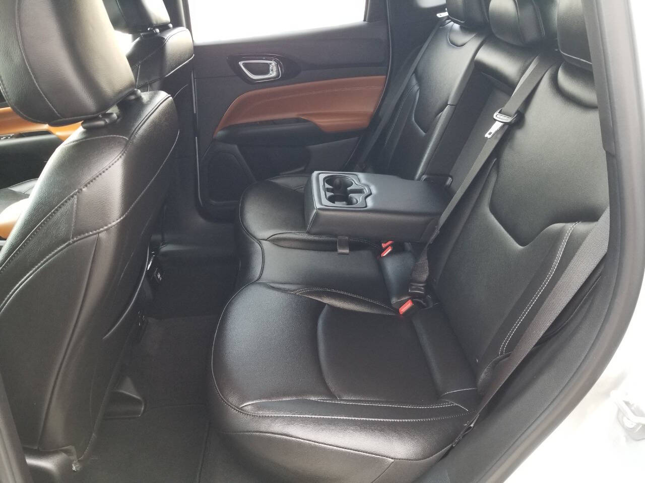 2025 Jeep Compass Limited - Photo 13