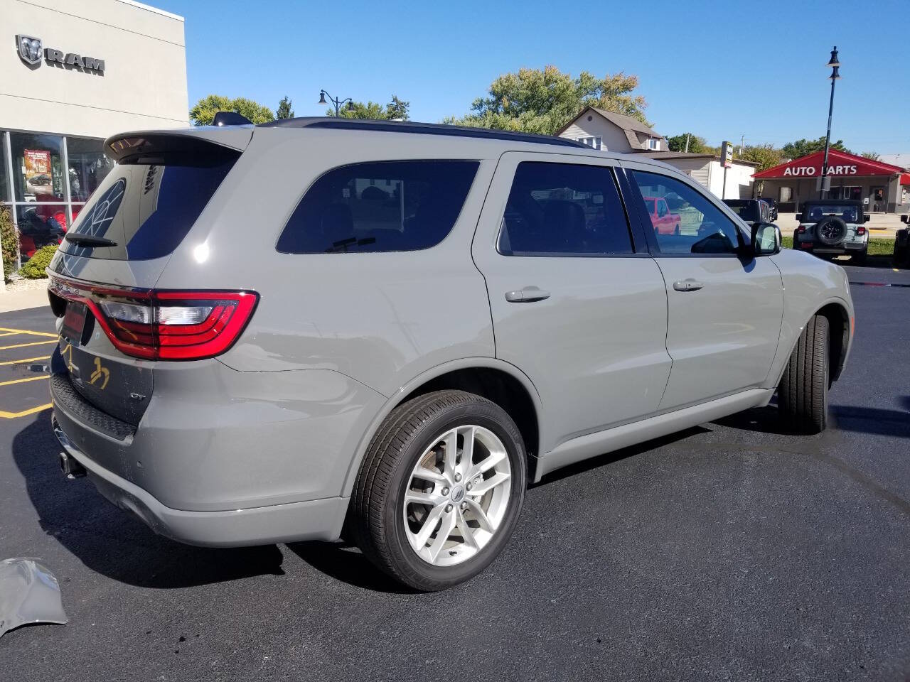 2024 Dodge Durango GT - Photo 9