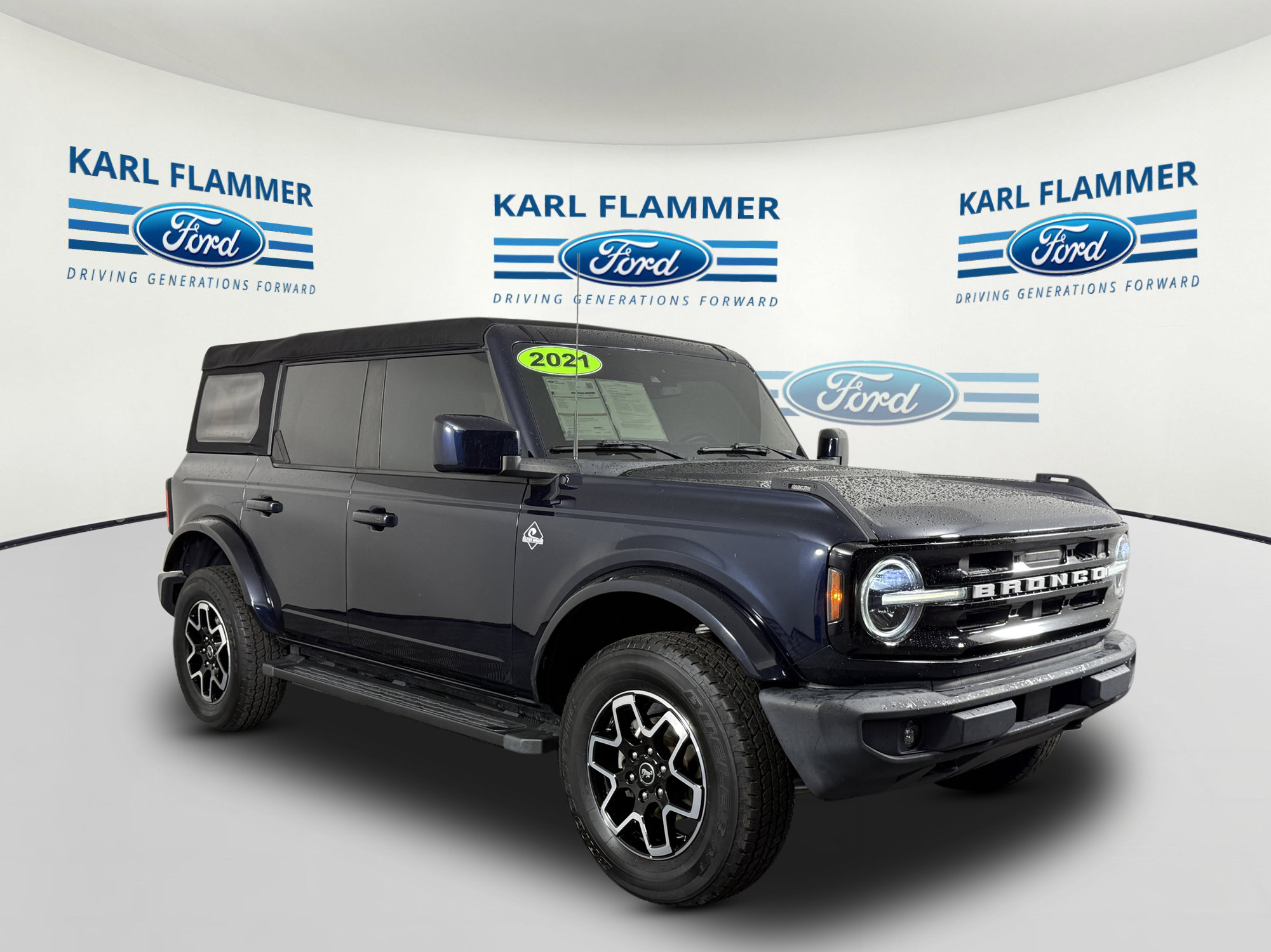 2021 Ford Bronco 4-Door Outer Banks