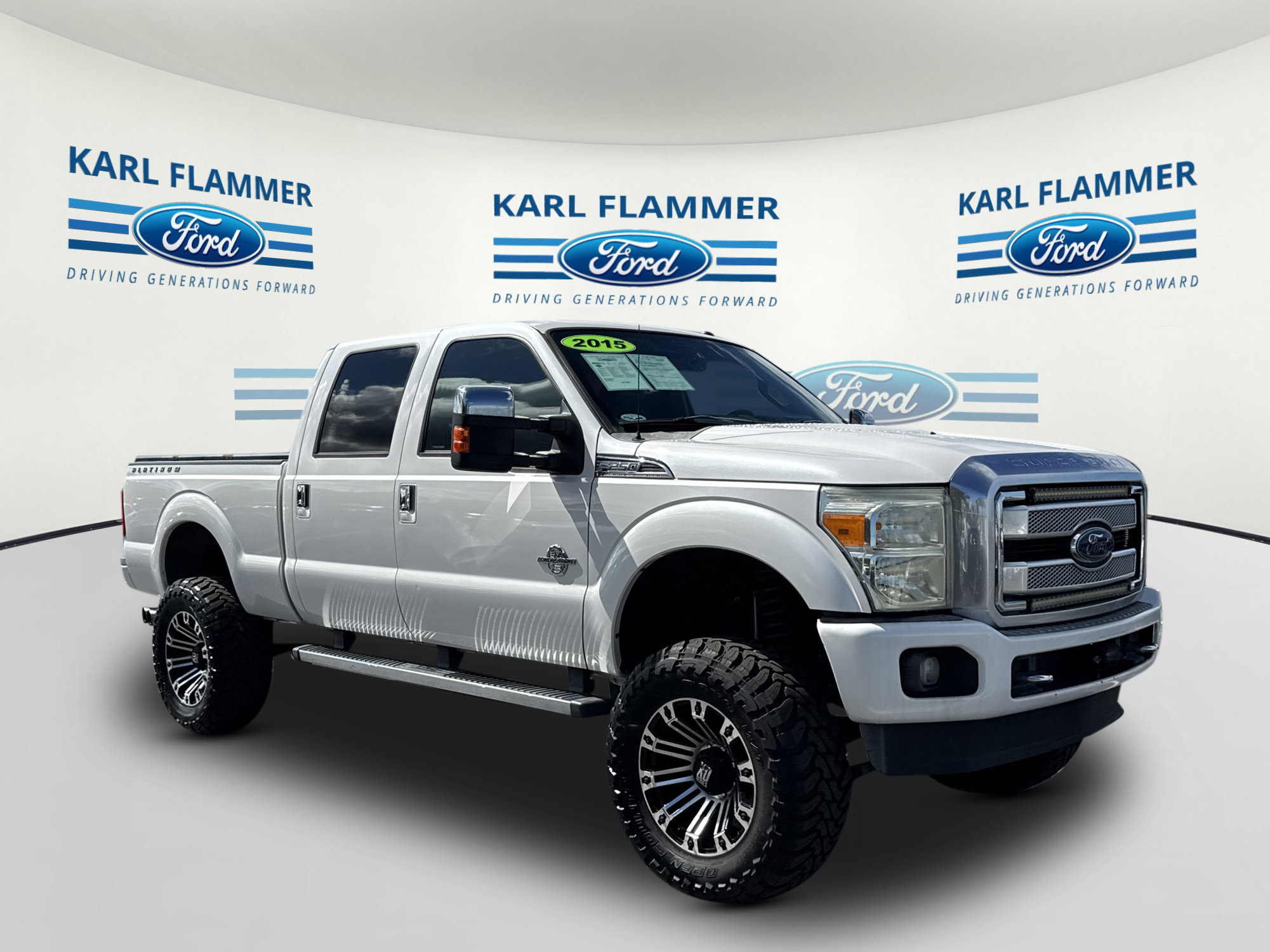 2015 Ford Super Duty F-250 SRW Platinum Truck Crew Cab