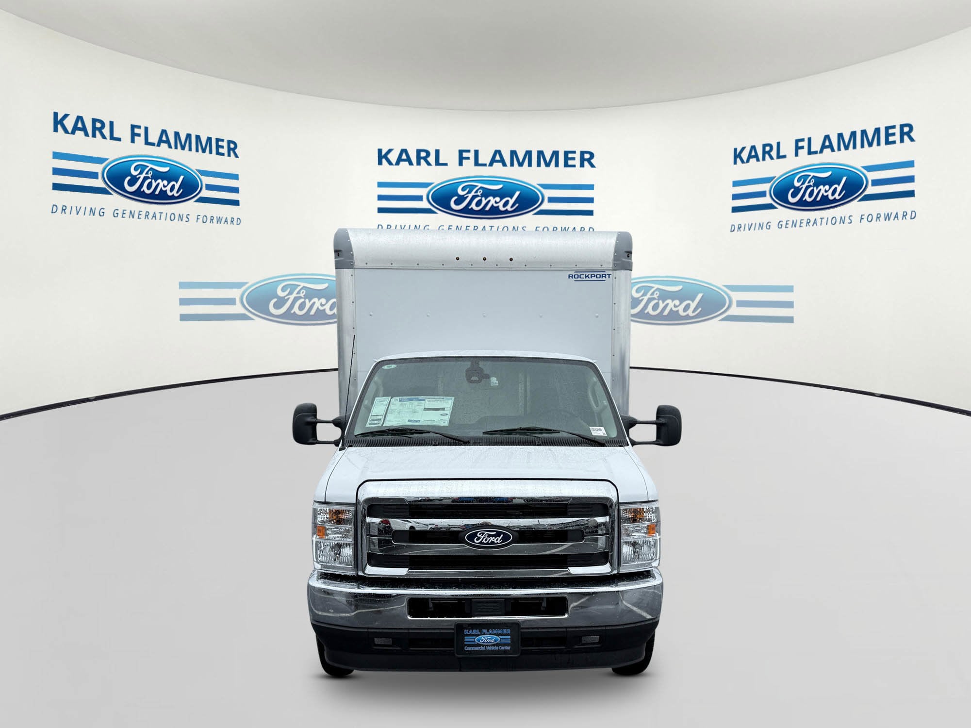 2026 Ford E-Series Cutaway Base - Photo 6