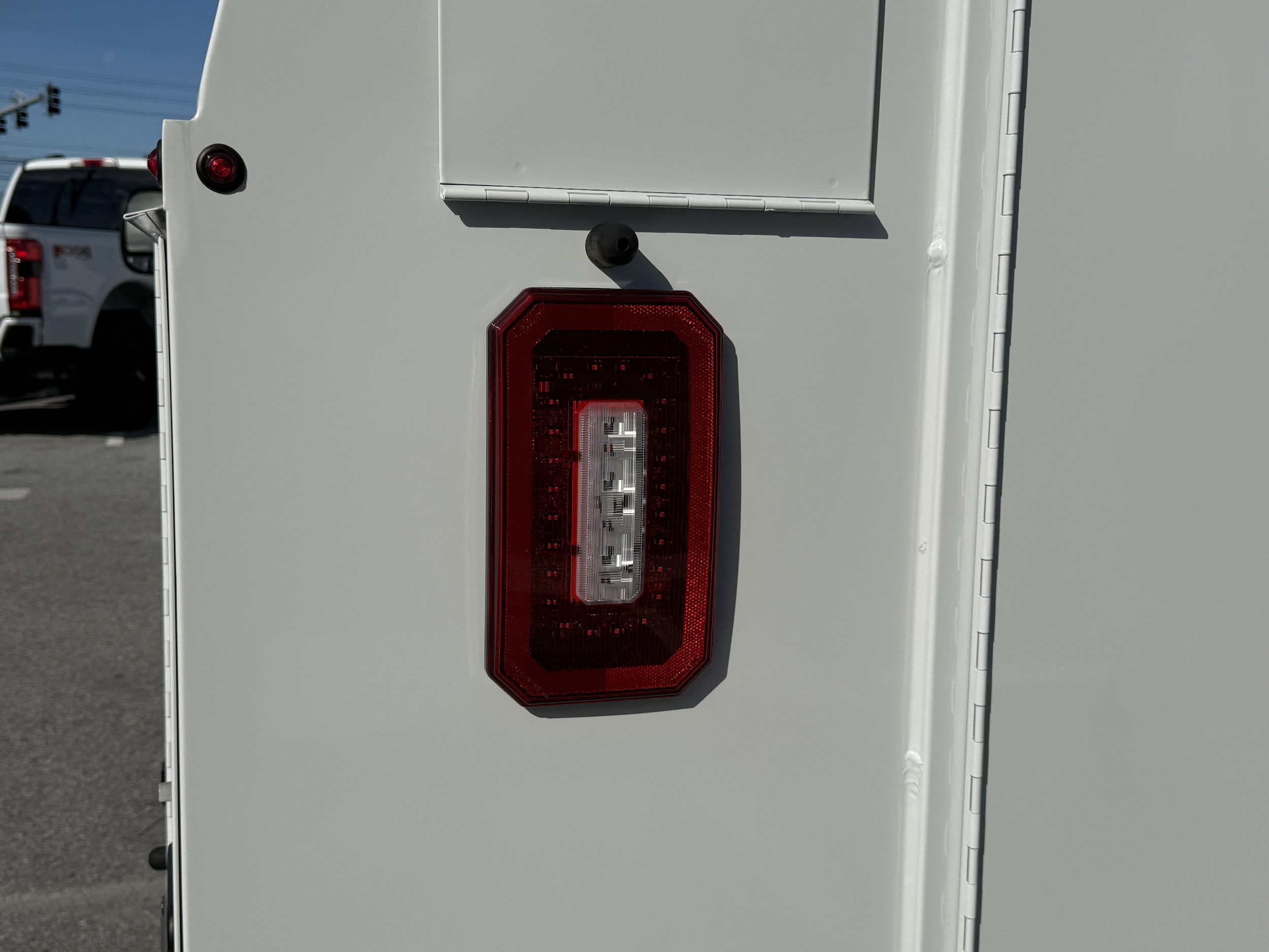 2026 Ford E-Series Cutaway Base - Photo 8