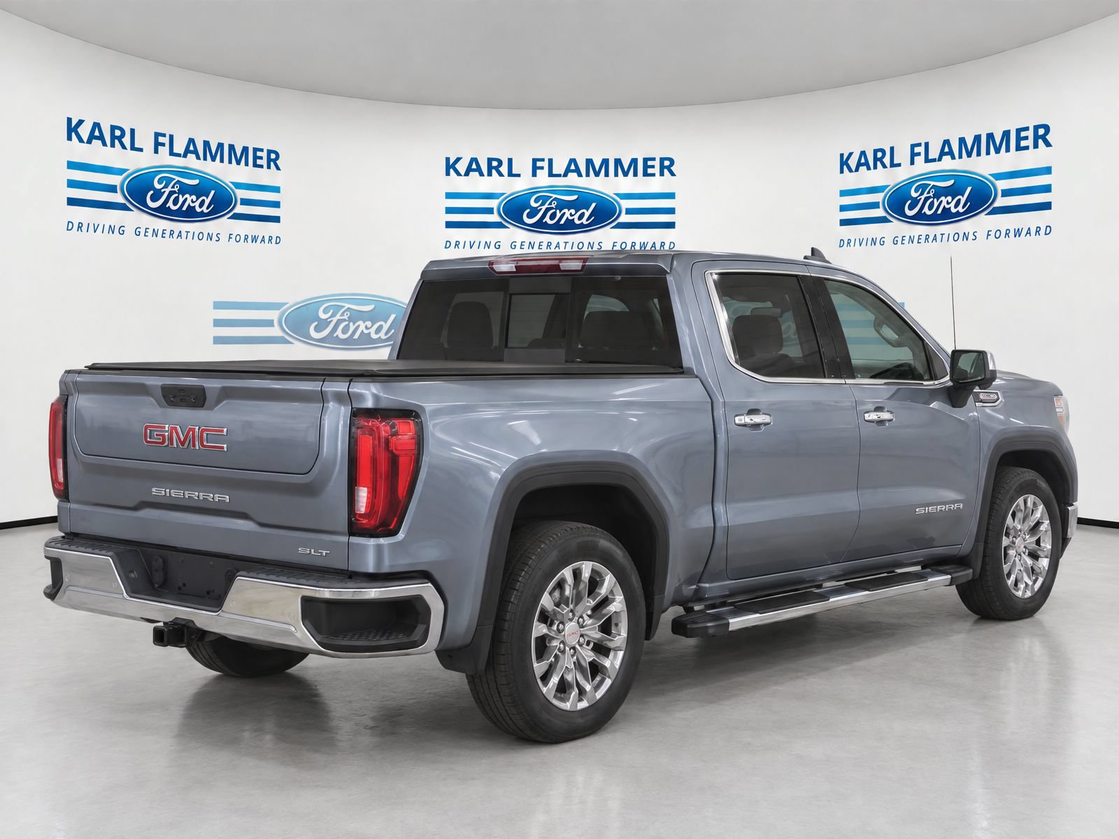 Used 2021 GMC Sierra 1500 SLT Truck Crew Cab