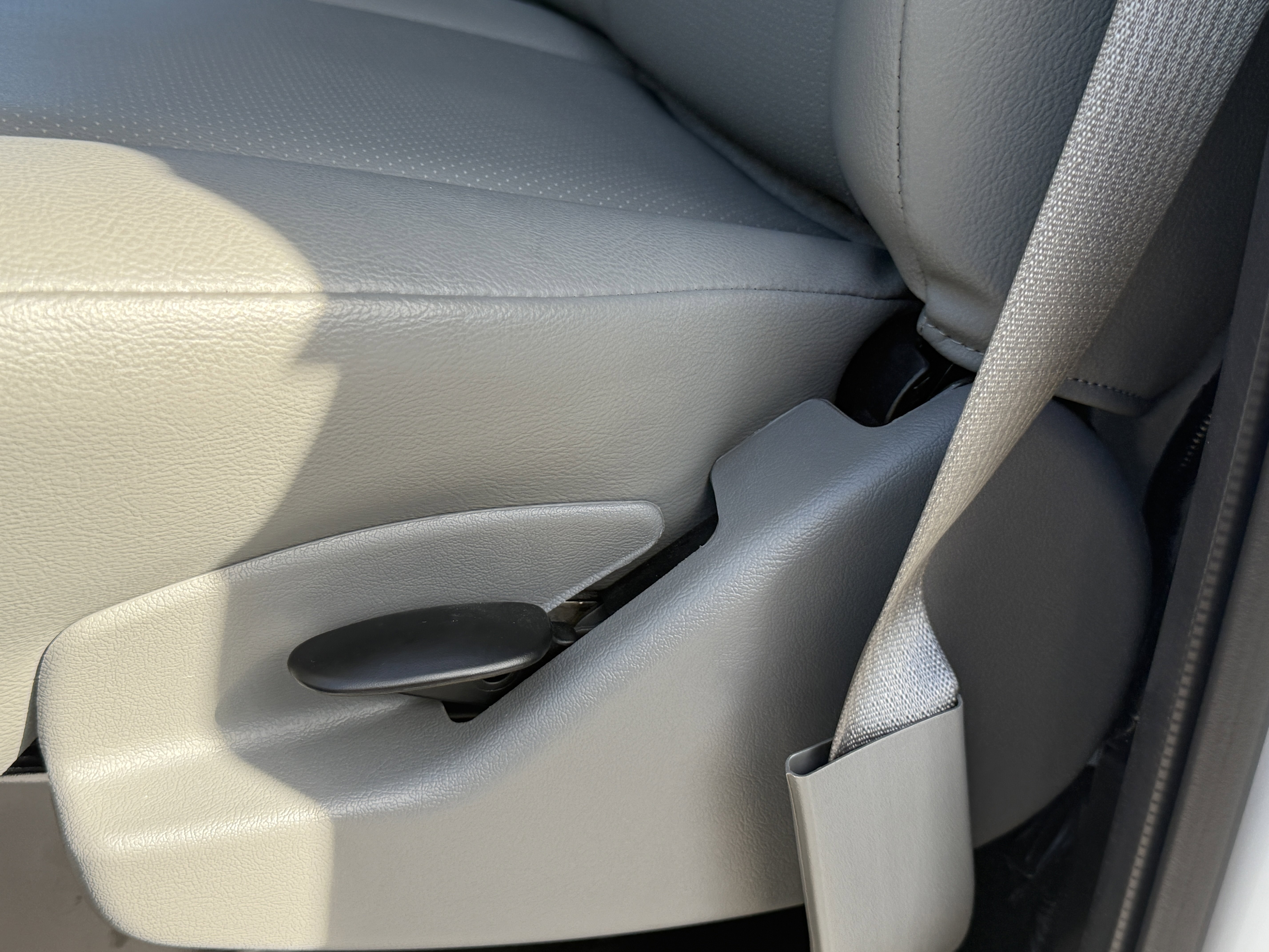 2026 Ford E-Series Cutaway Base - Photo 19