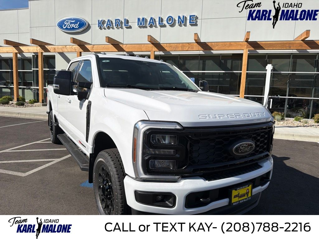 2026 Ford F-350 Super Duty Lariat