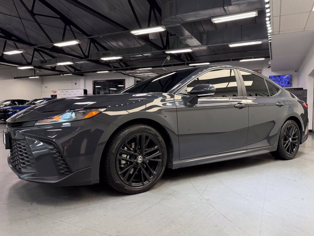 Used 2025 Toyota Camry SE SE